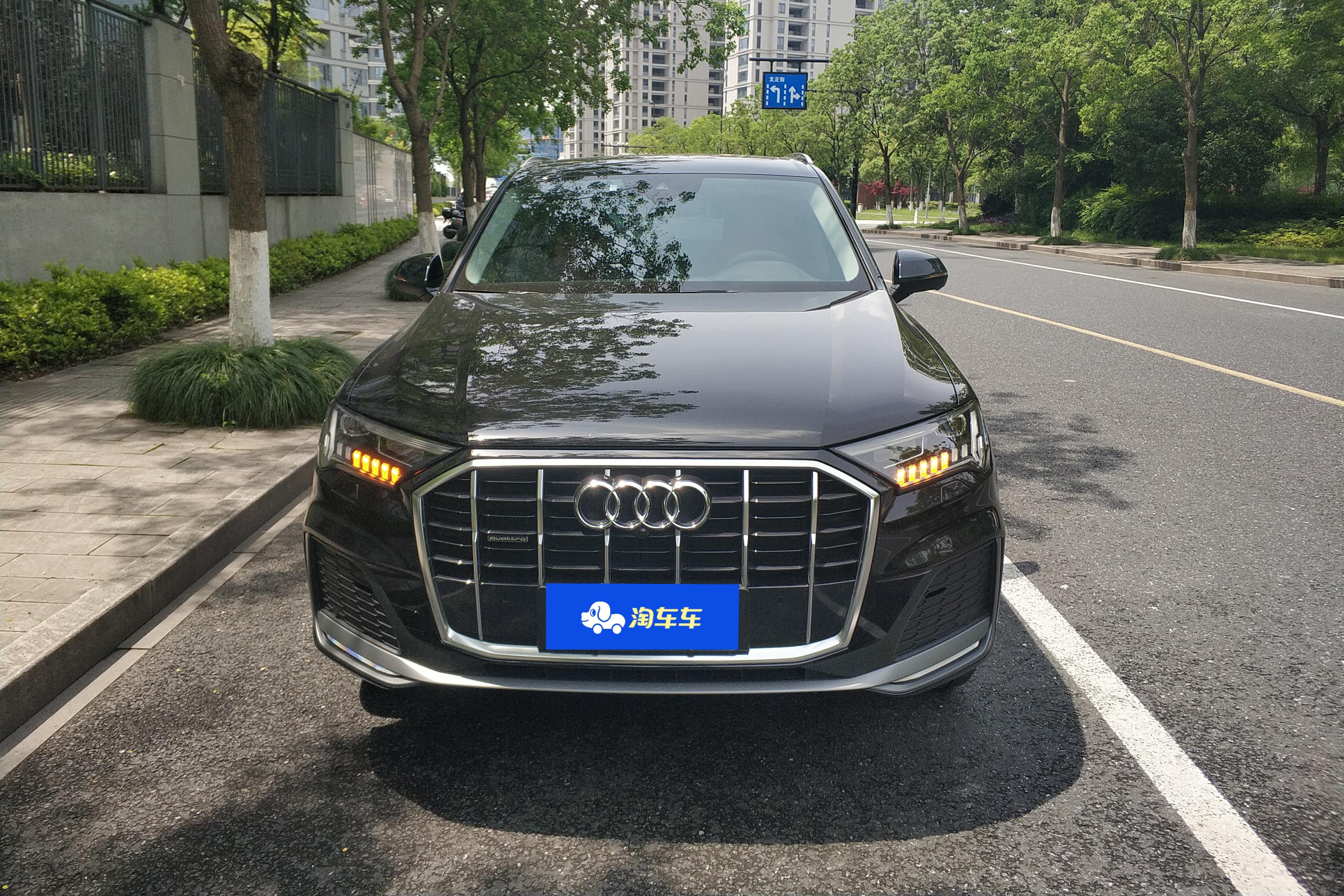 奥迪Q7 45 [进口] 2021款 2.0T 自动 运动型quattro-S-line 