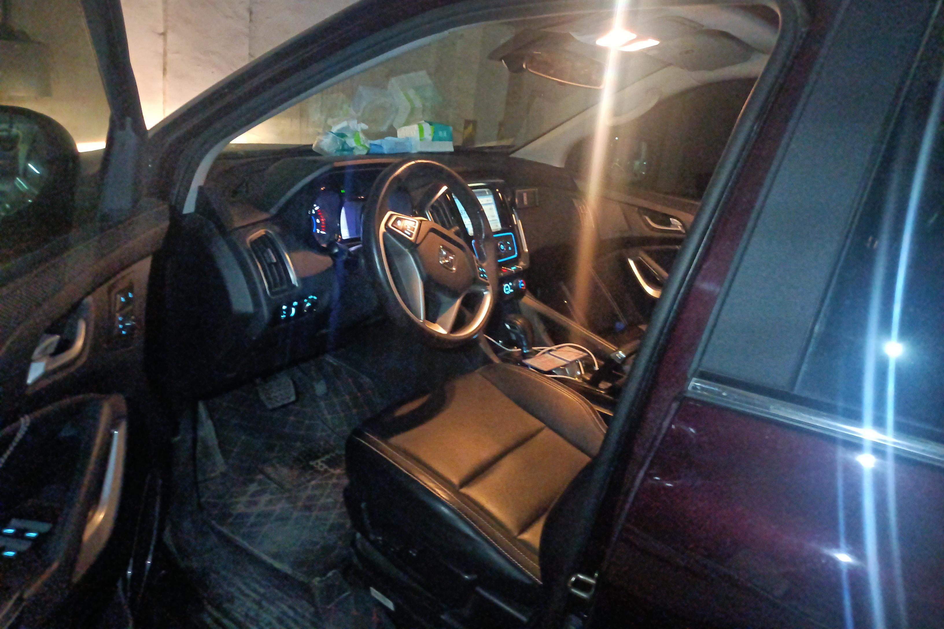 江铃驭胜 S350 2016款 2.0T 自动 四驱 豪华天窗版 (国Ⅴ) 