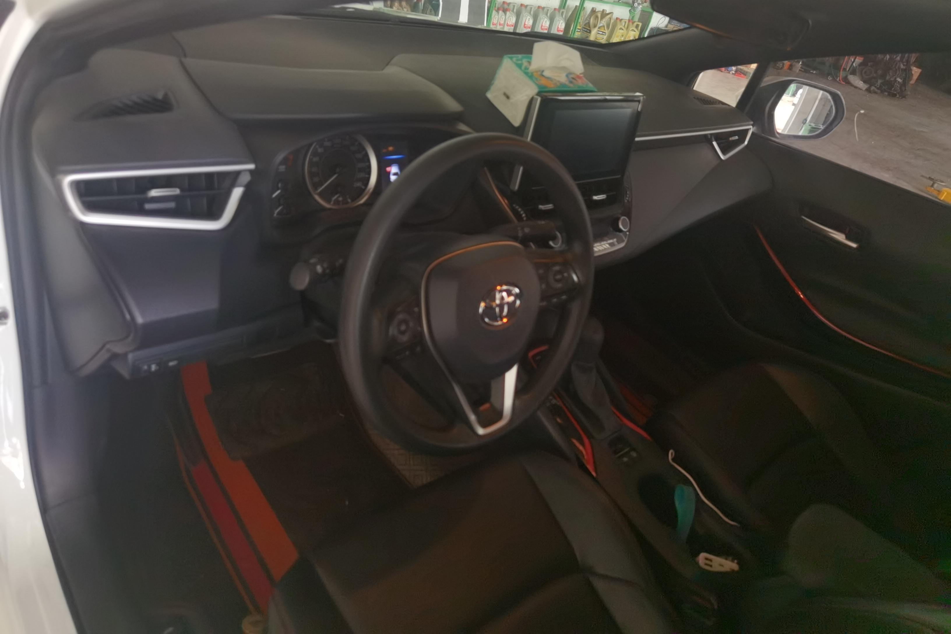 丰田雷凌 2022款 1.2T 自动 185T运动版 (国Ⅵ) 