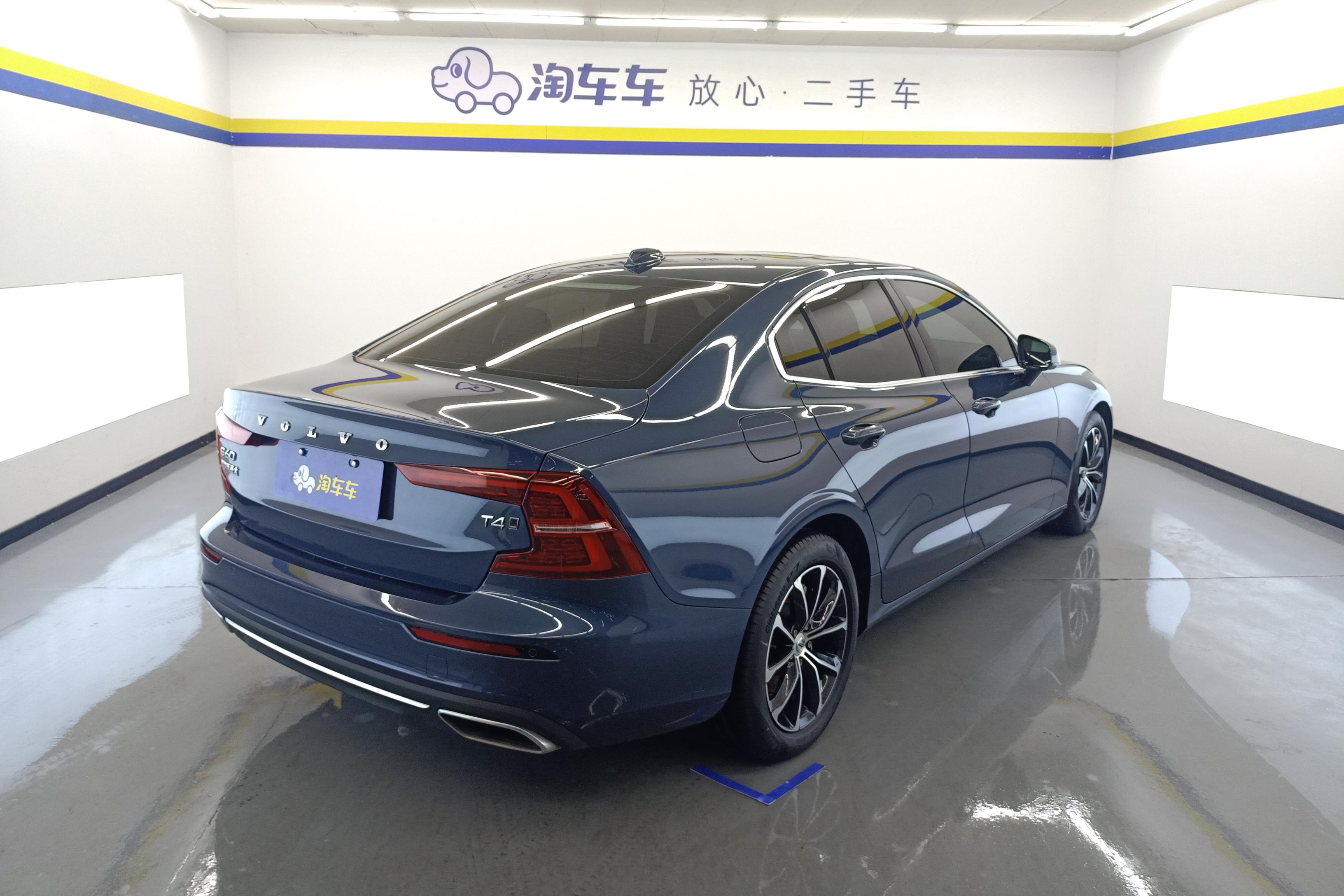 沃尔沃S60 T4 2021款 2.0T 自动 智逸豪华版 (国Ⅵ) 