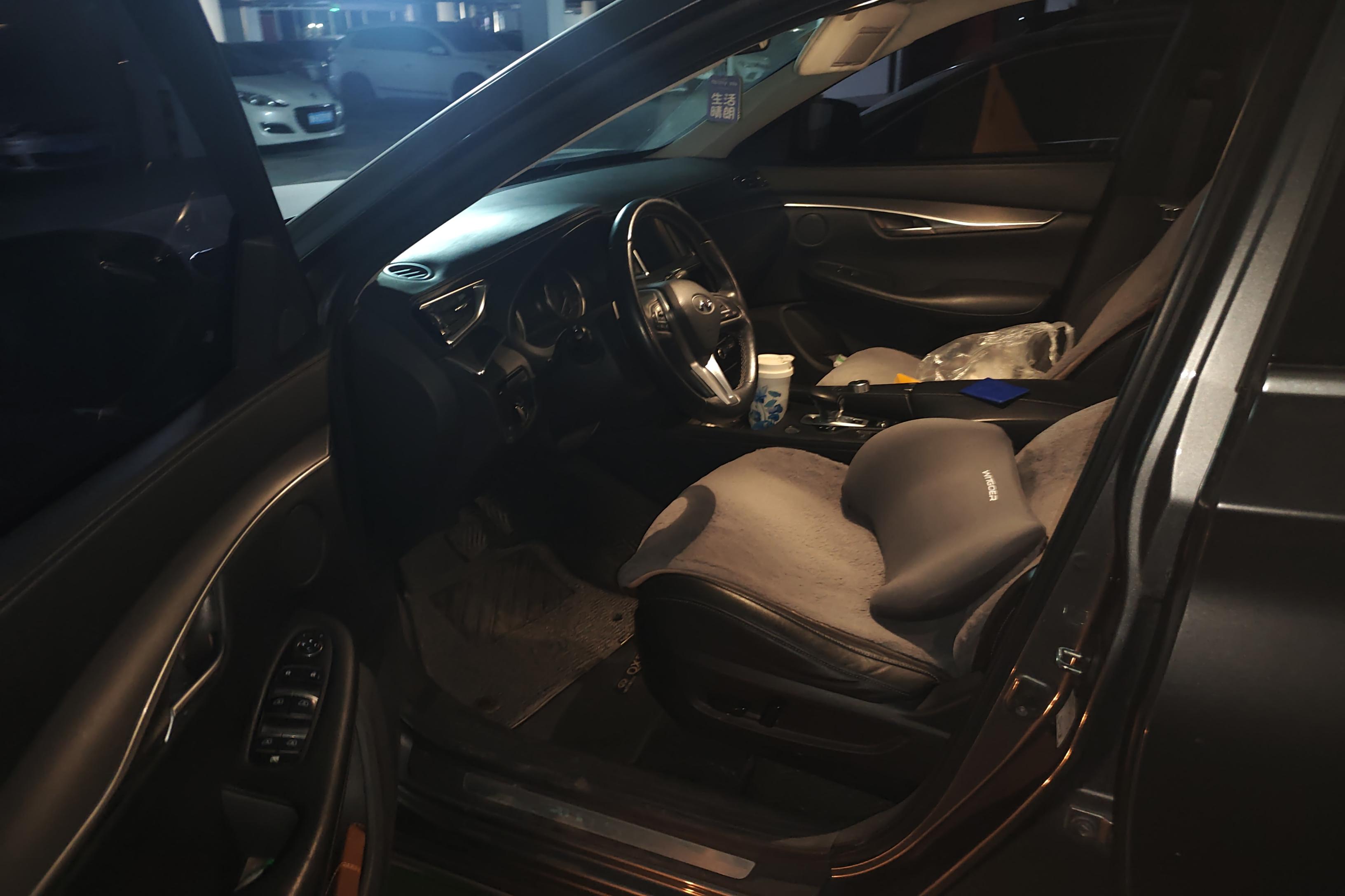 英菲尼迪QX50 2018款 2.0T 自动 菁英版 (国Ⅵ) 