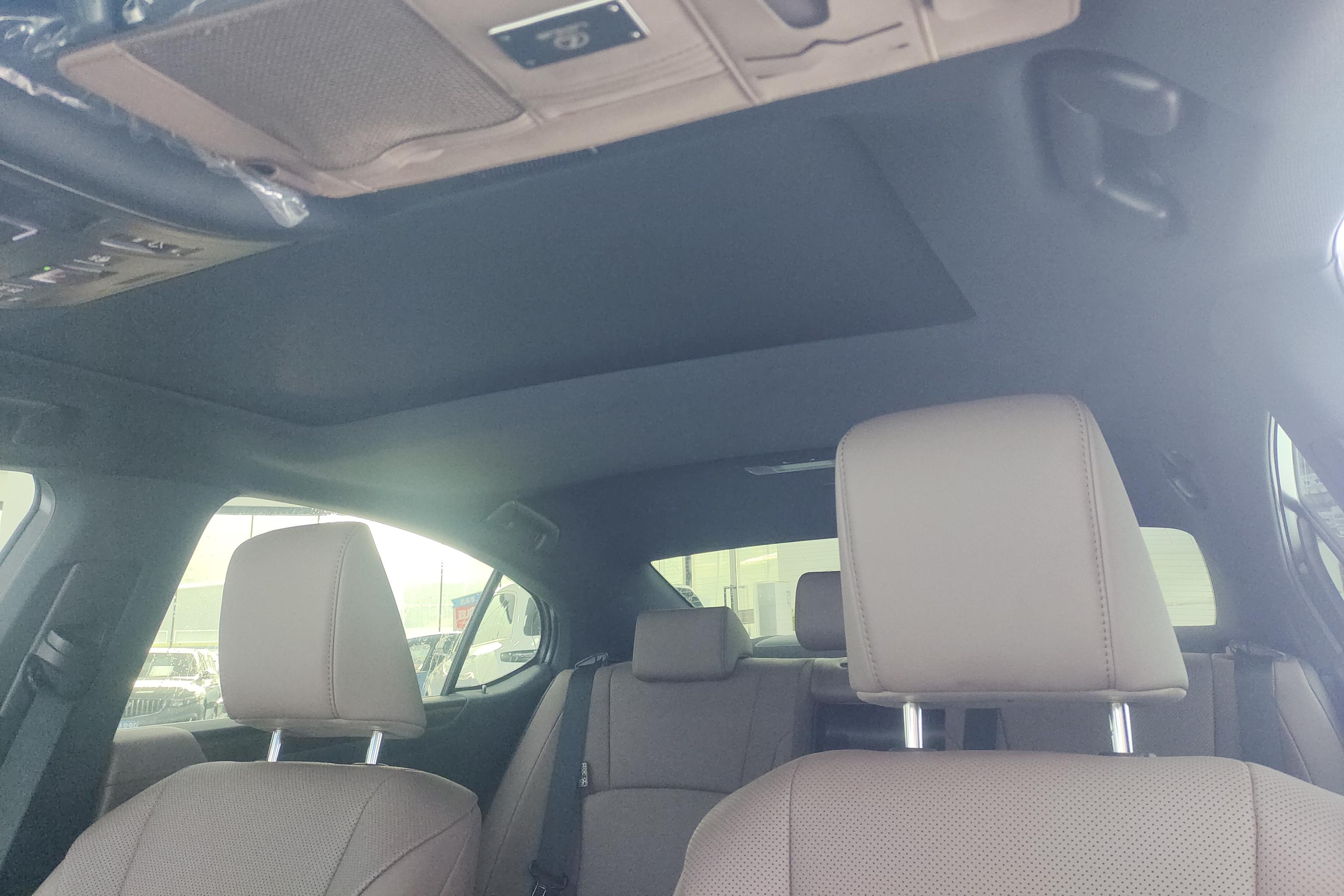 雷克萨斯ES 200 [进口] 2022款 2.0L 自动 豪华版 