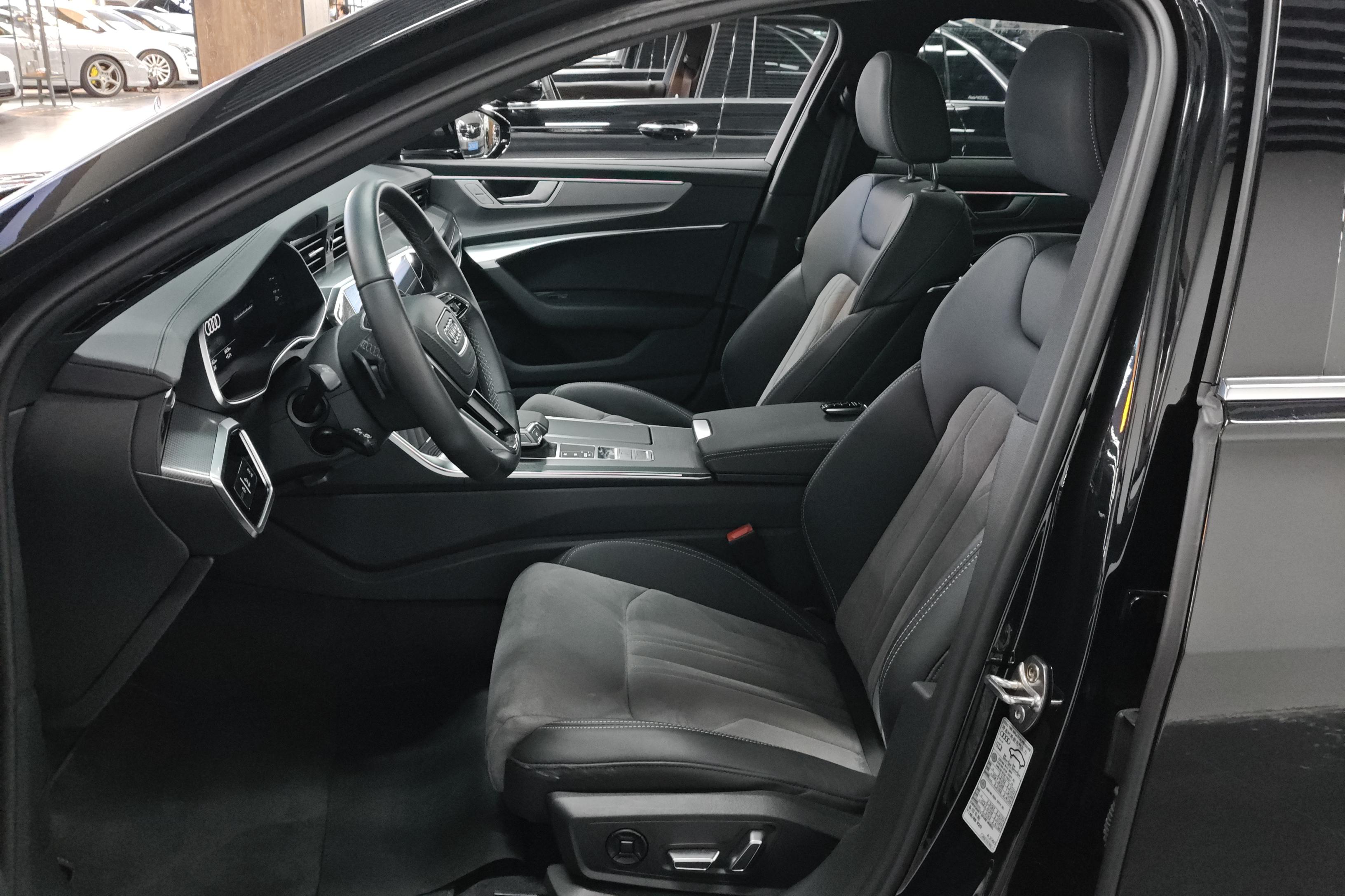 奥迪A6L 40TFSI 2023款 2.0T 自动 豪华致雅型 (国Ⅵ) 
