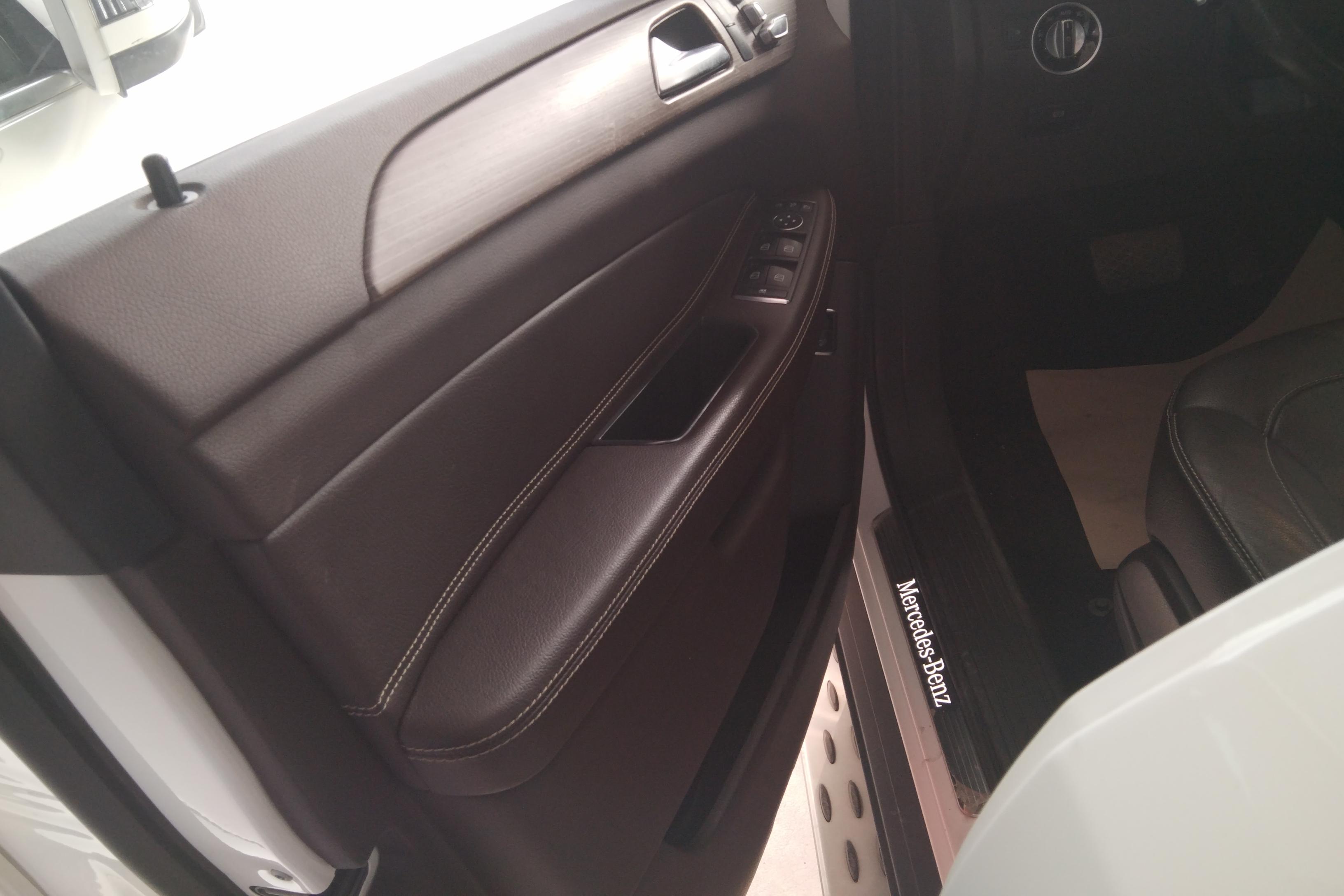 奔驰GLE级 GLE320 [进口] 2018款 3.0T 自动 动感型臻藏版 