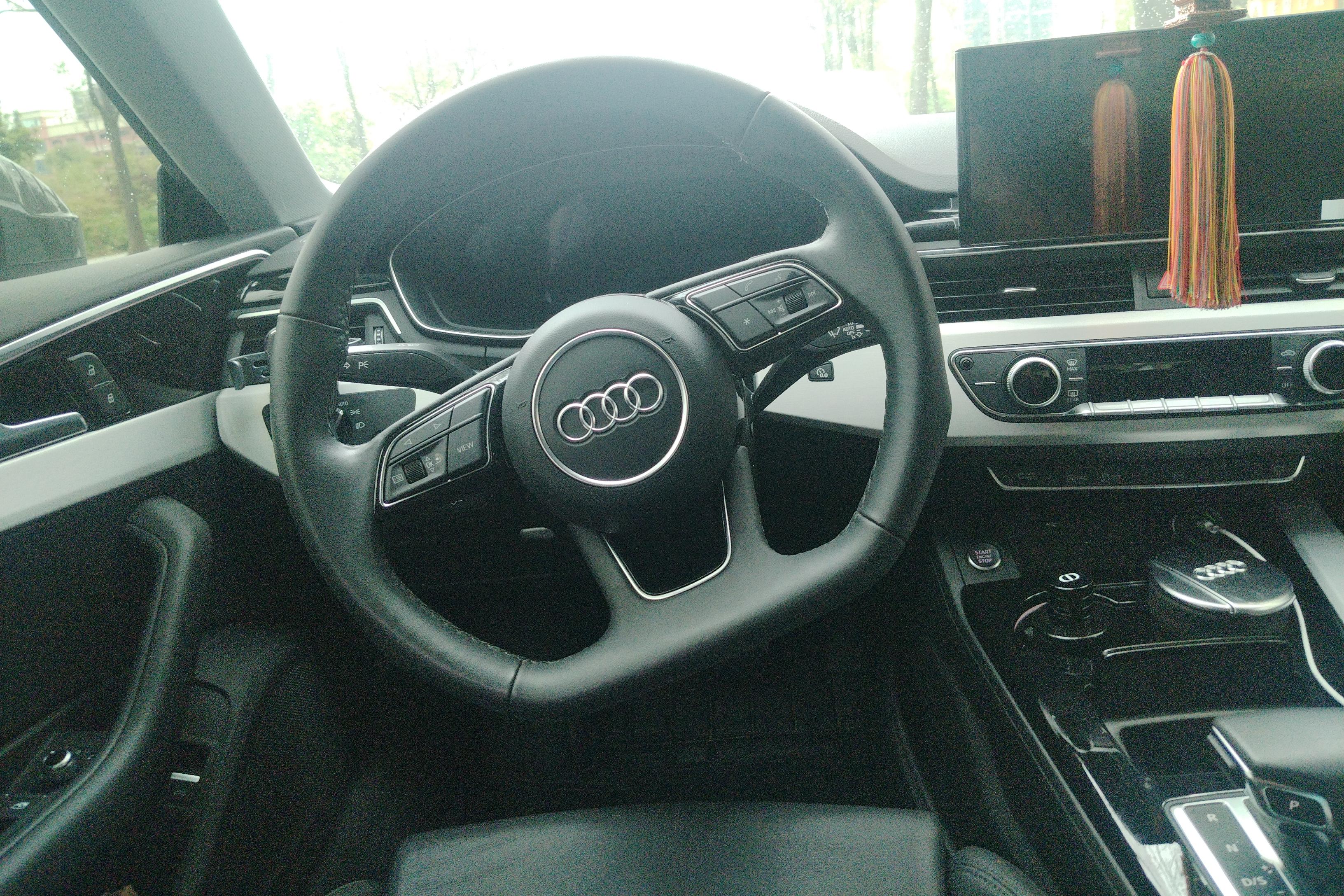 奥迪A5掀背 40TFSI [进口] 2023款 2.0T 自动 汽油 时尚动感型 