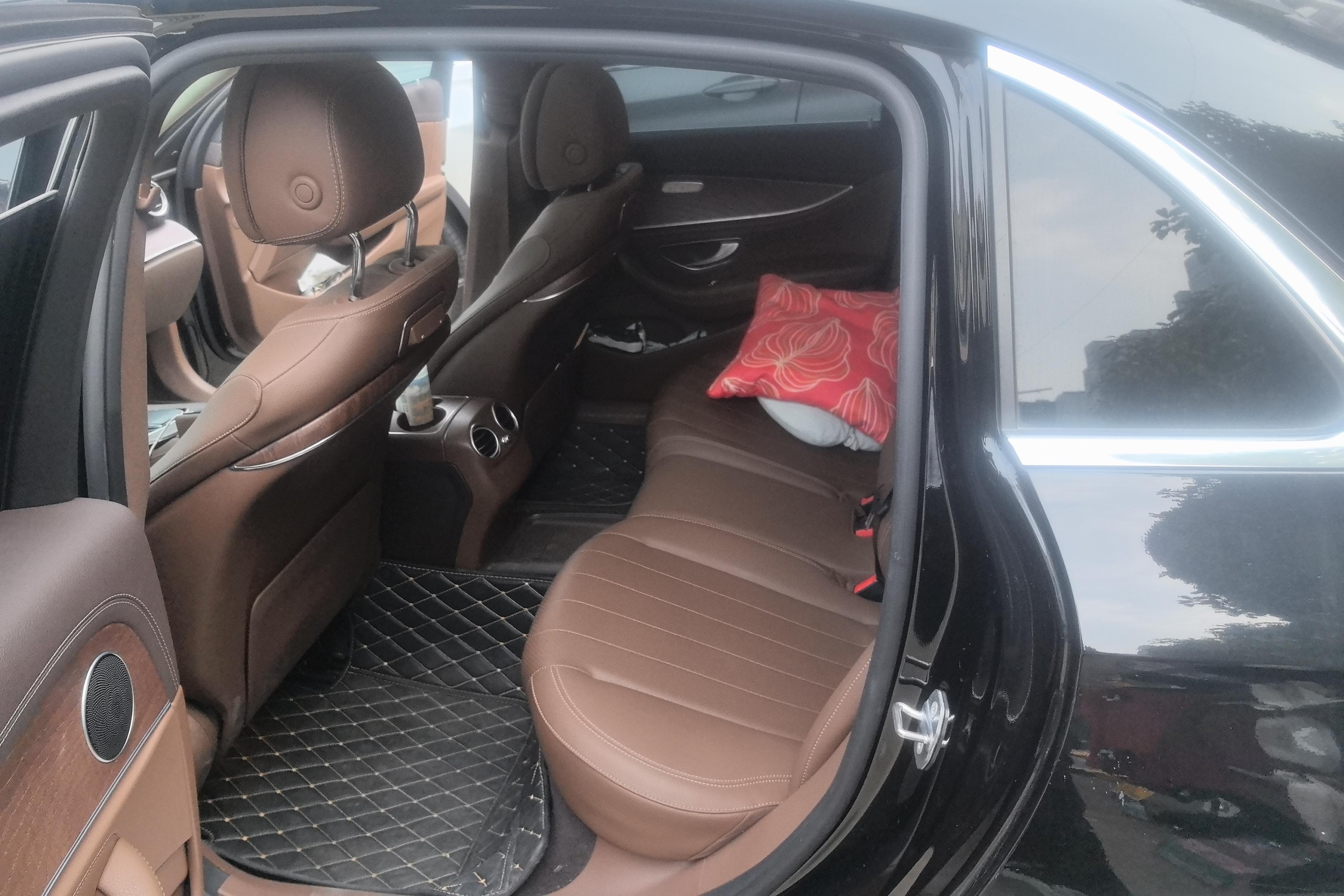 奔驰E级新能源 E300eL 2020款 2.0T 自动 (国Ⅵ) 