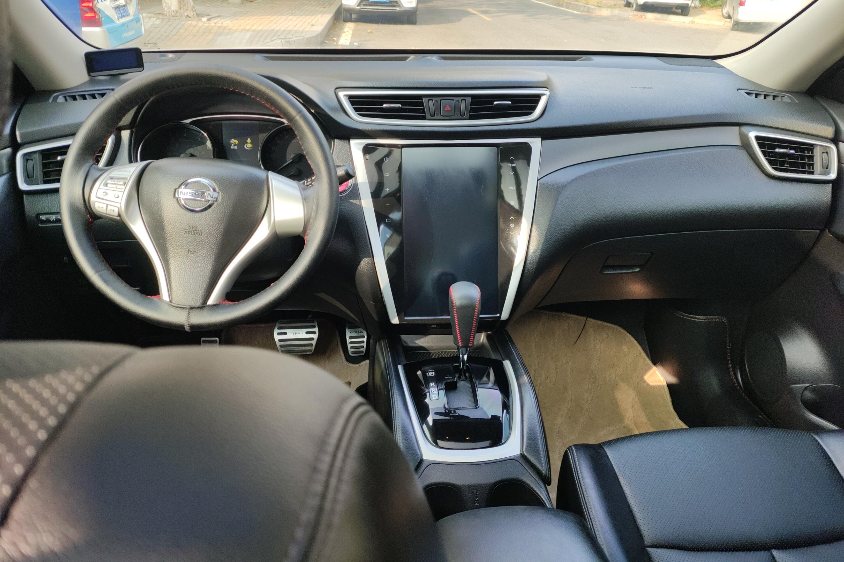 日产奇骏 2014款 2.0L 自动 前驱 舒适版 (国Ⅳ) 