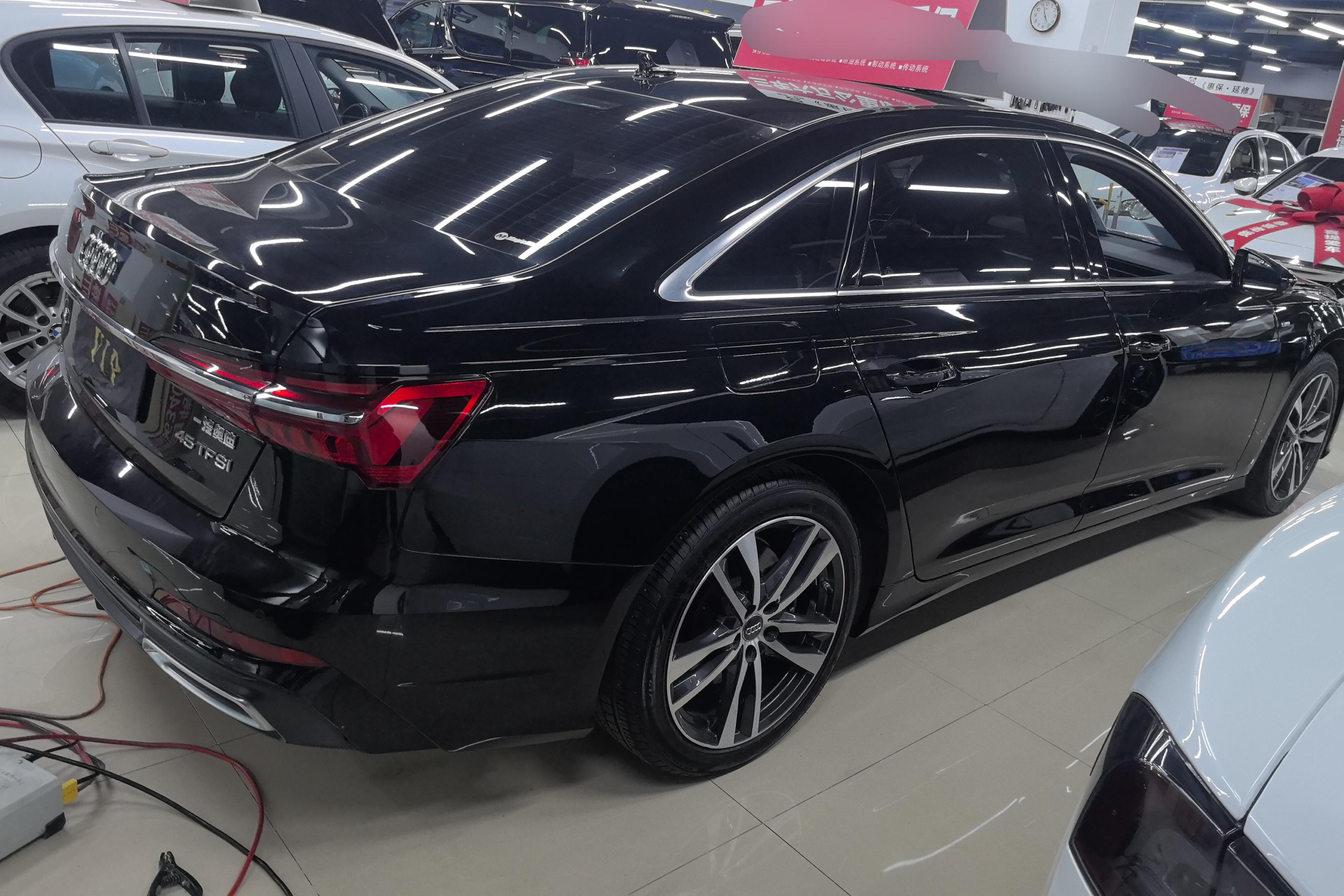 奥迪A6L 45TFSI 2022款 2.0T 自动 臻选动感型 (国Ⅵ) 
