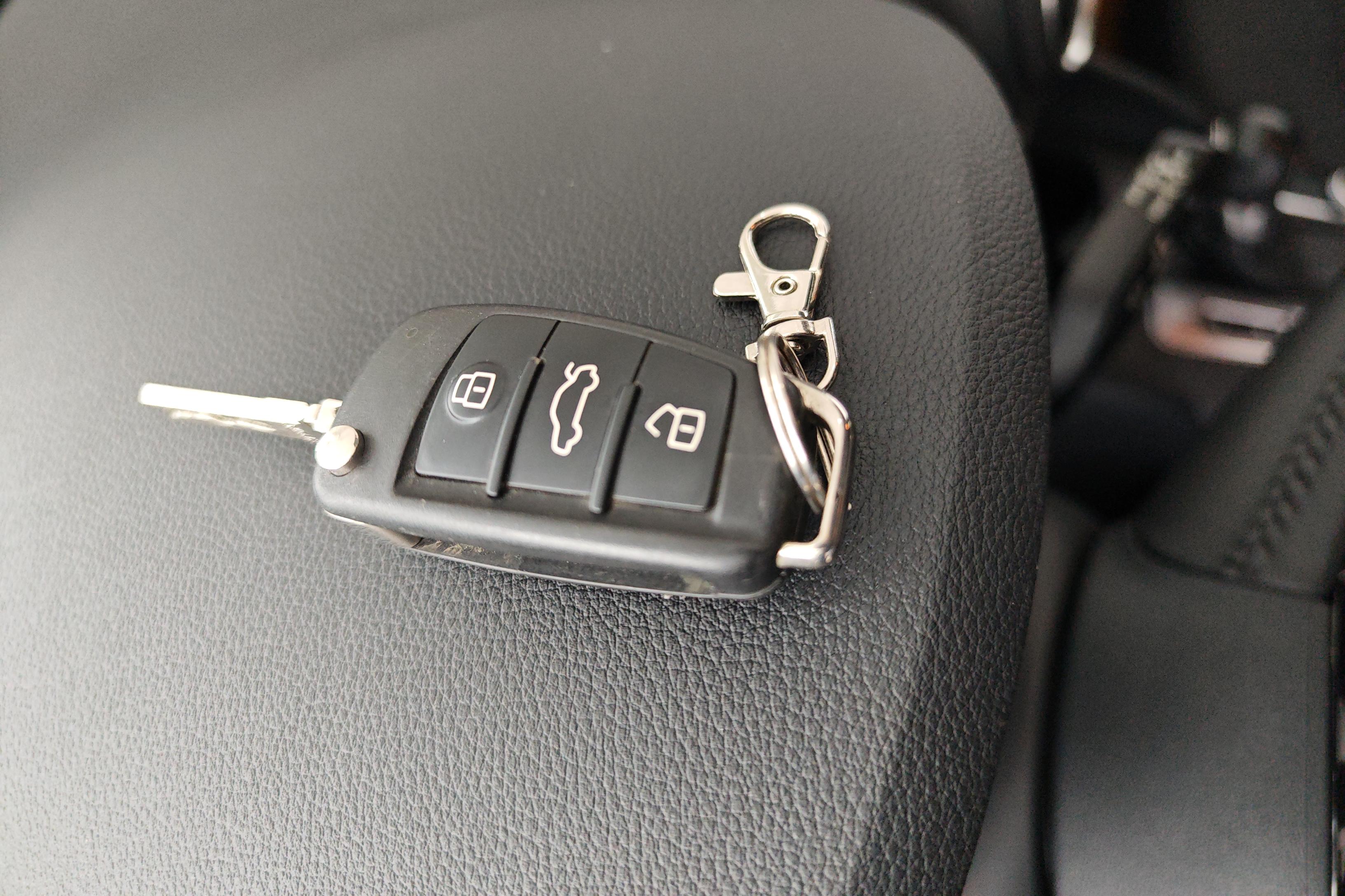 奥迪A3 35TFSI 2019款 1.4T 自动 汽油 进取型Sportback (国Ⅵ) 