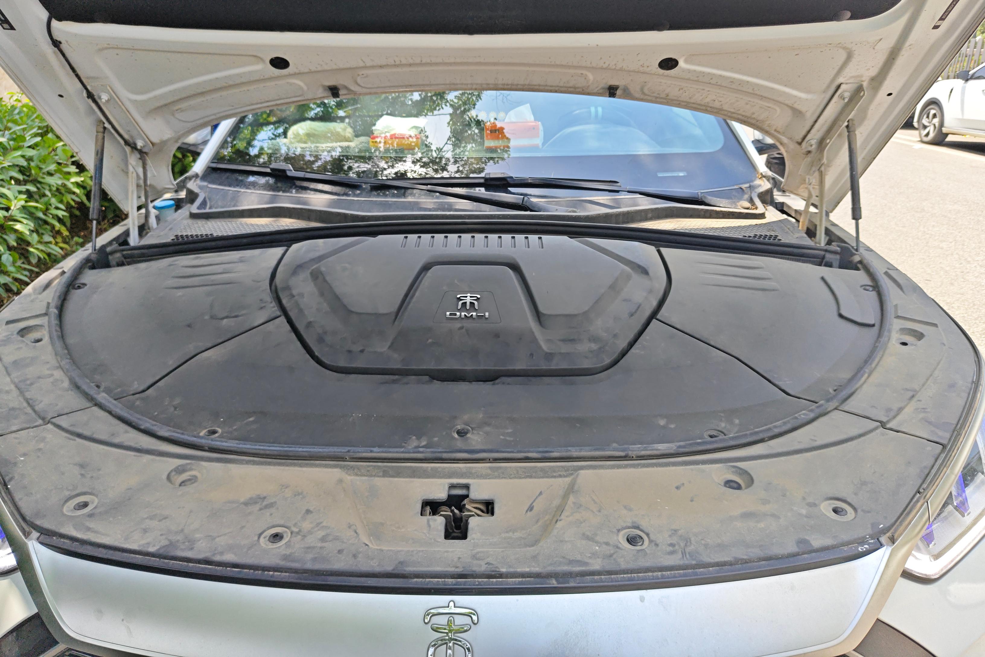 比亚迪宋PLUS PHEV 2021款 1.5L 自动 尊荣型 (国Ⅵ) 