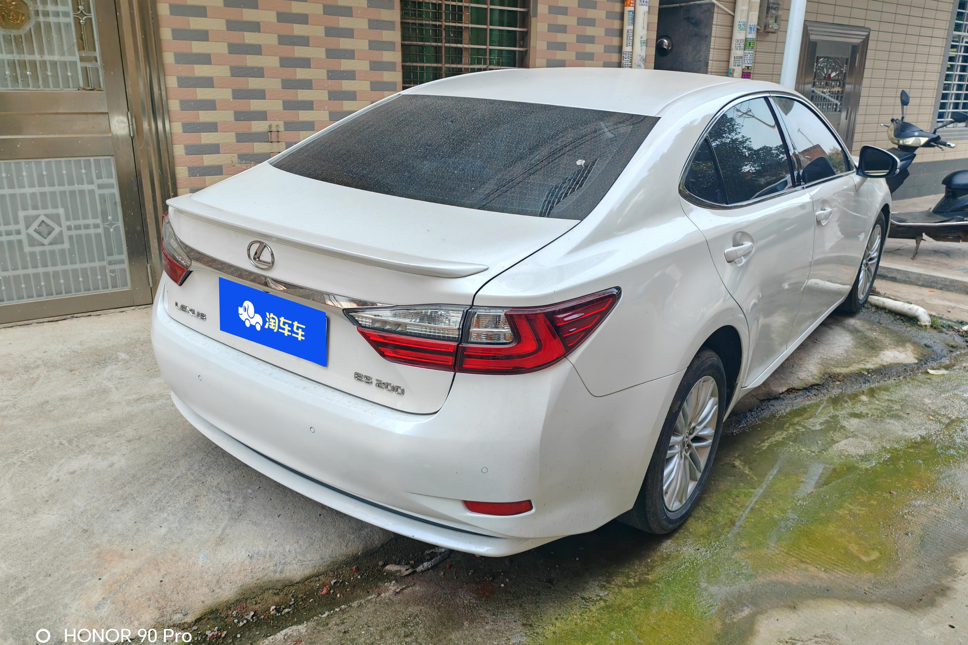雷克萨斯ES 200 [进口] 2016款 2.0L 自动 Midnight特别限量版 