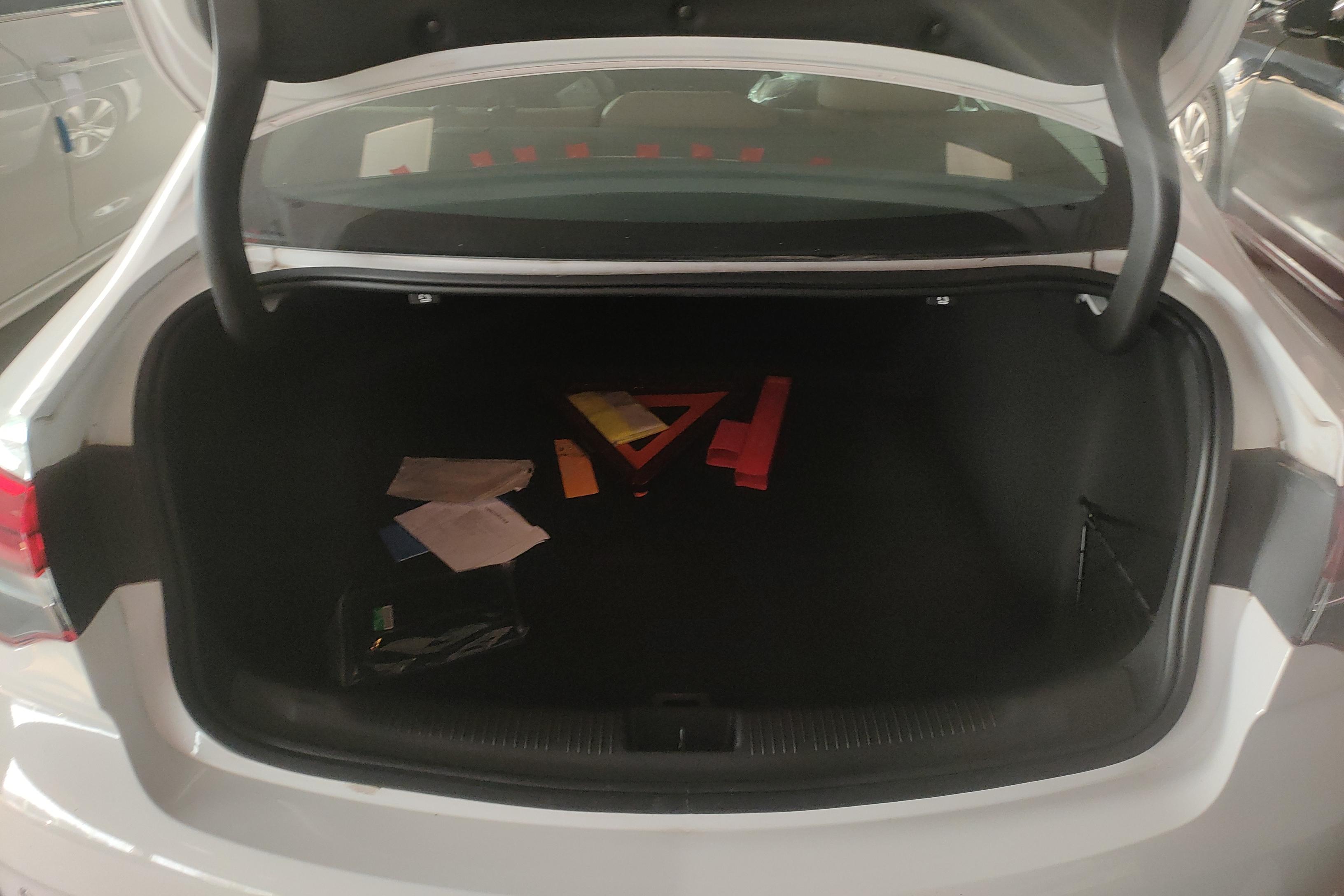 别克君威 2019款 1.5T 自动 20T精英型 (国Ⅵ) 