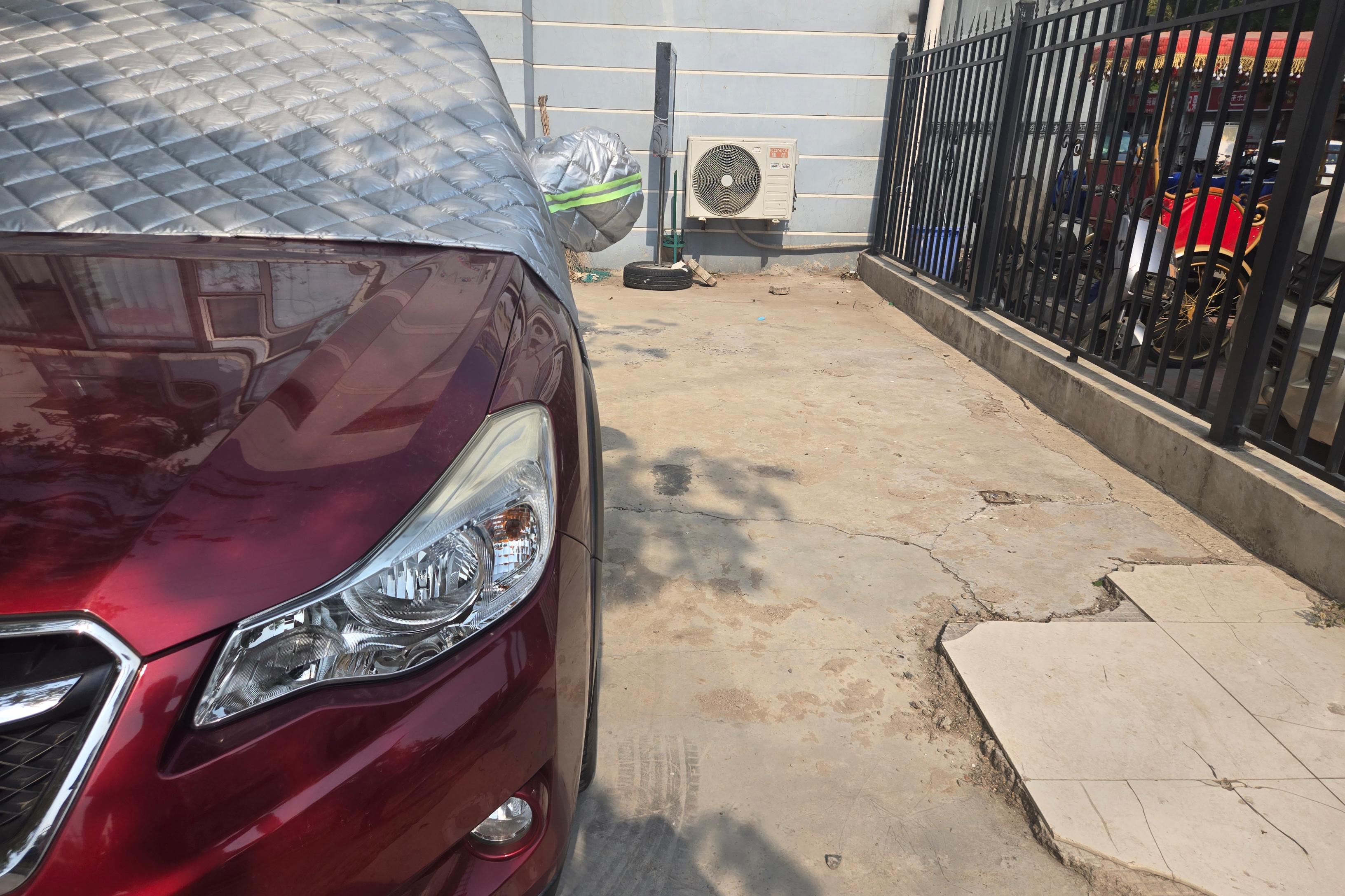 斯巴鲁XV [进口] 2012款 2.0L 自动 四驱 舒适版 