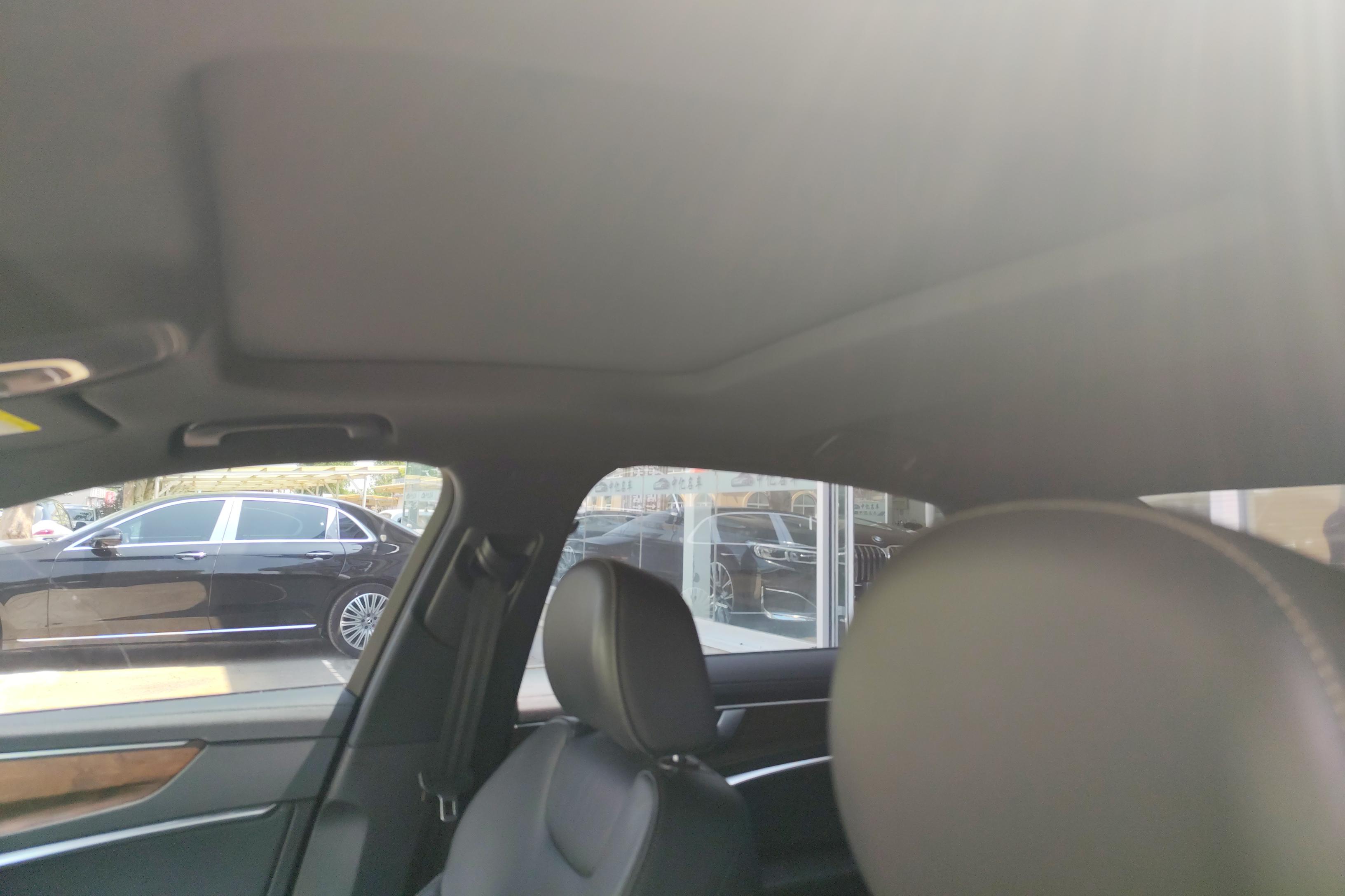 奥迪A6L 40TFSI 2020款 2.0T 自动 豪华动感型 (国Ⅵ) 