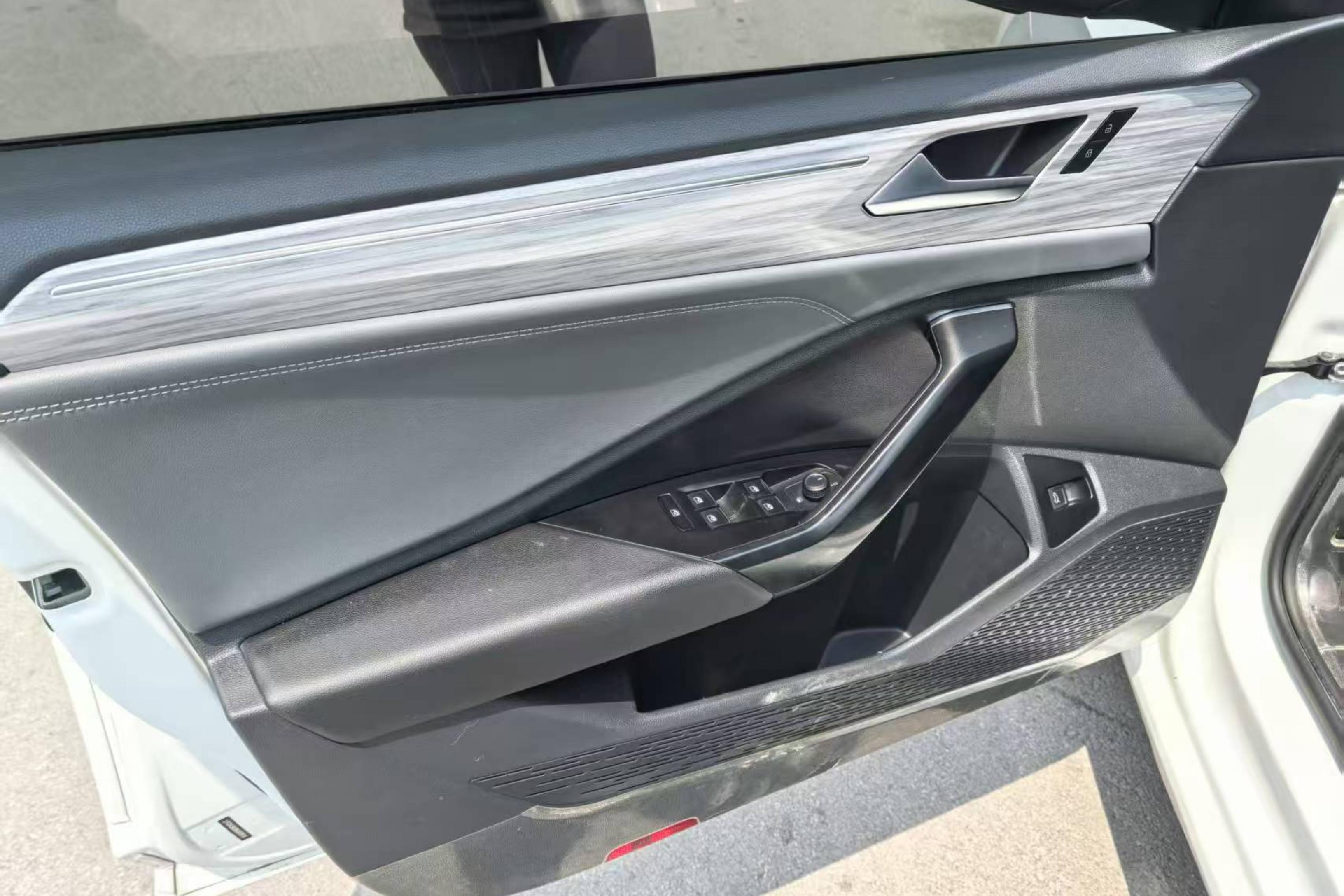 大众速腾 2023款 1.4T 自动 280TSI超越版 (国Ⅵ) 