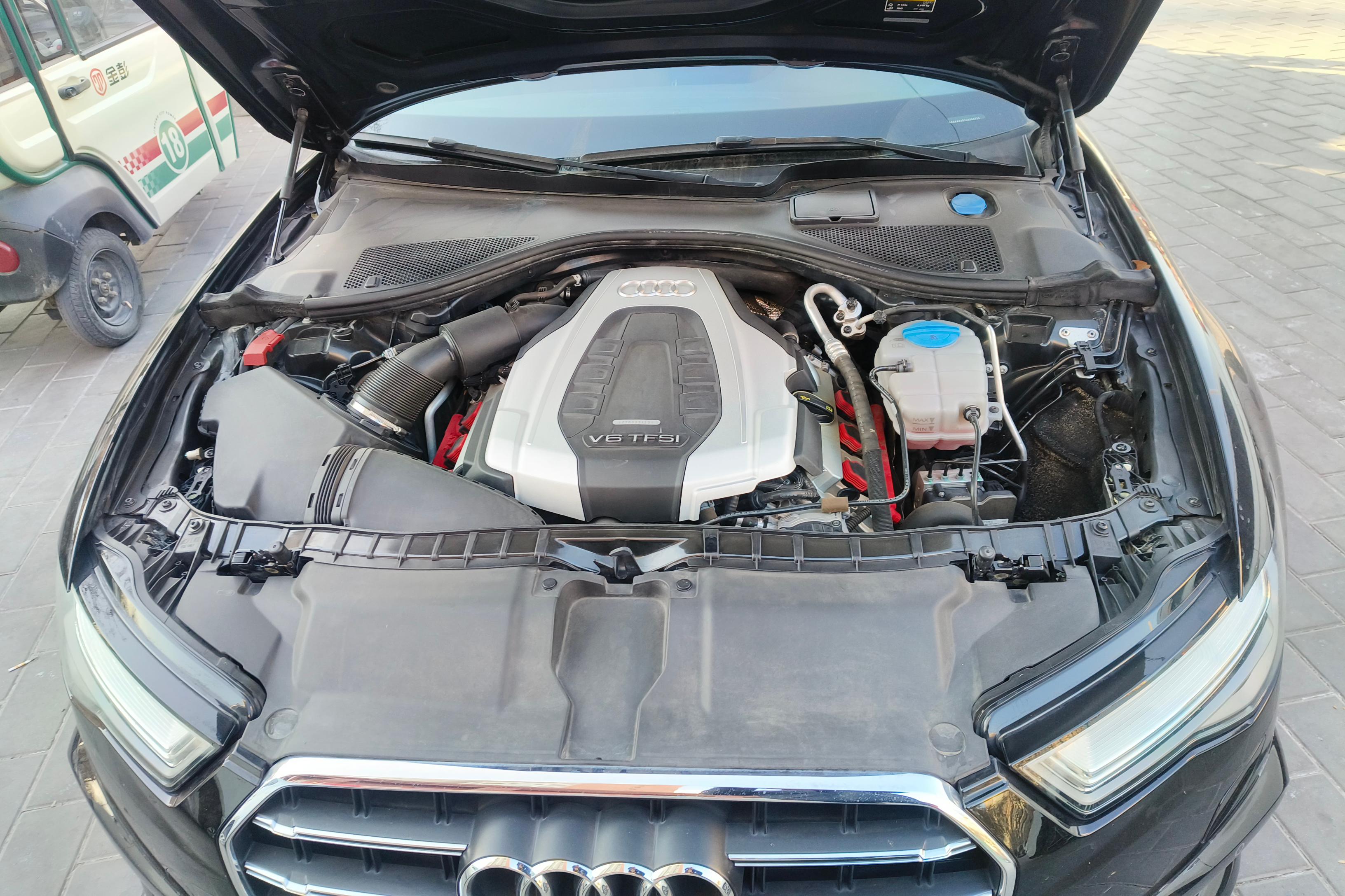 奥迪A6L 45TFSI 2018款 3.0T 自动 运动型30周年纪念版 (国Ⅴ) 