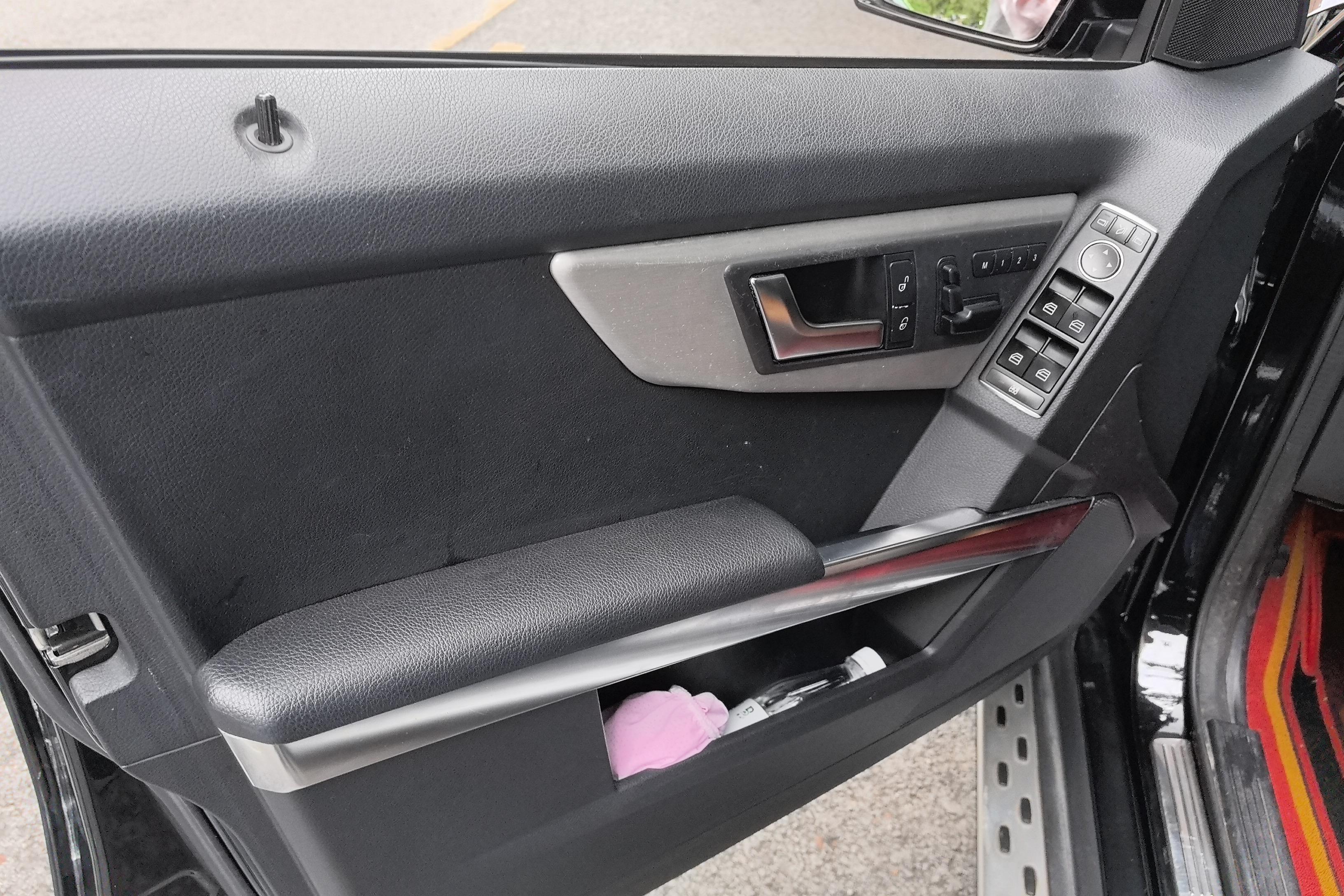 奔驰GLK GLK300 2013款 3.0L 自动 汽油 动感型 (国Ⅳ) 