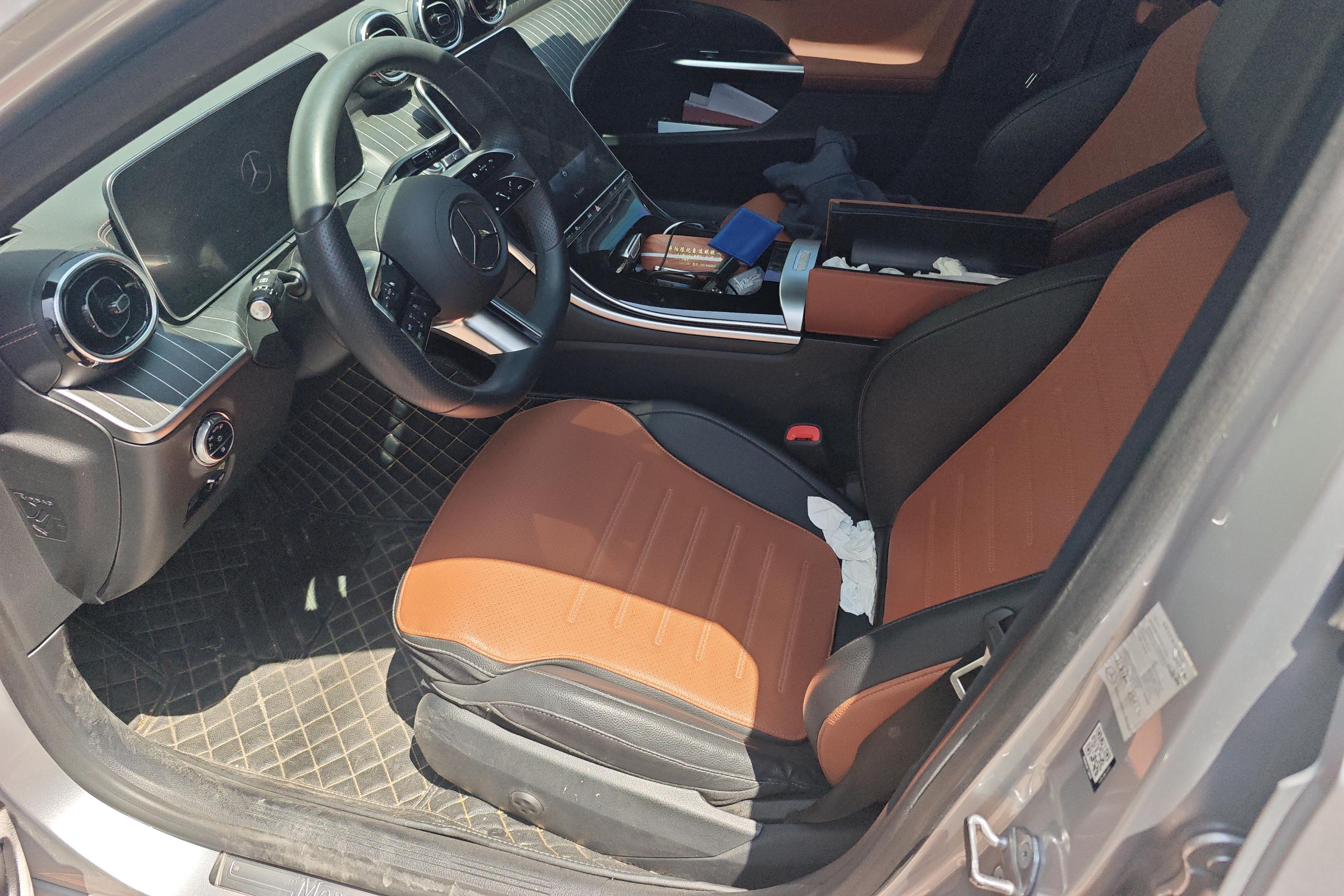 奔驰C级 C200L 2022款 1.5T 自动 改款运动版 (国Ⅵ) 