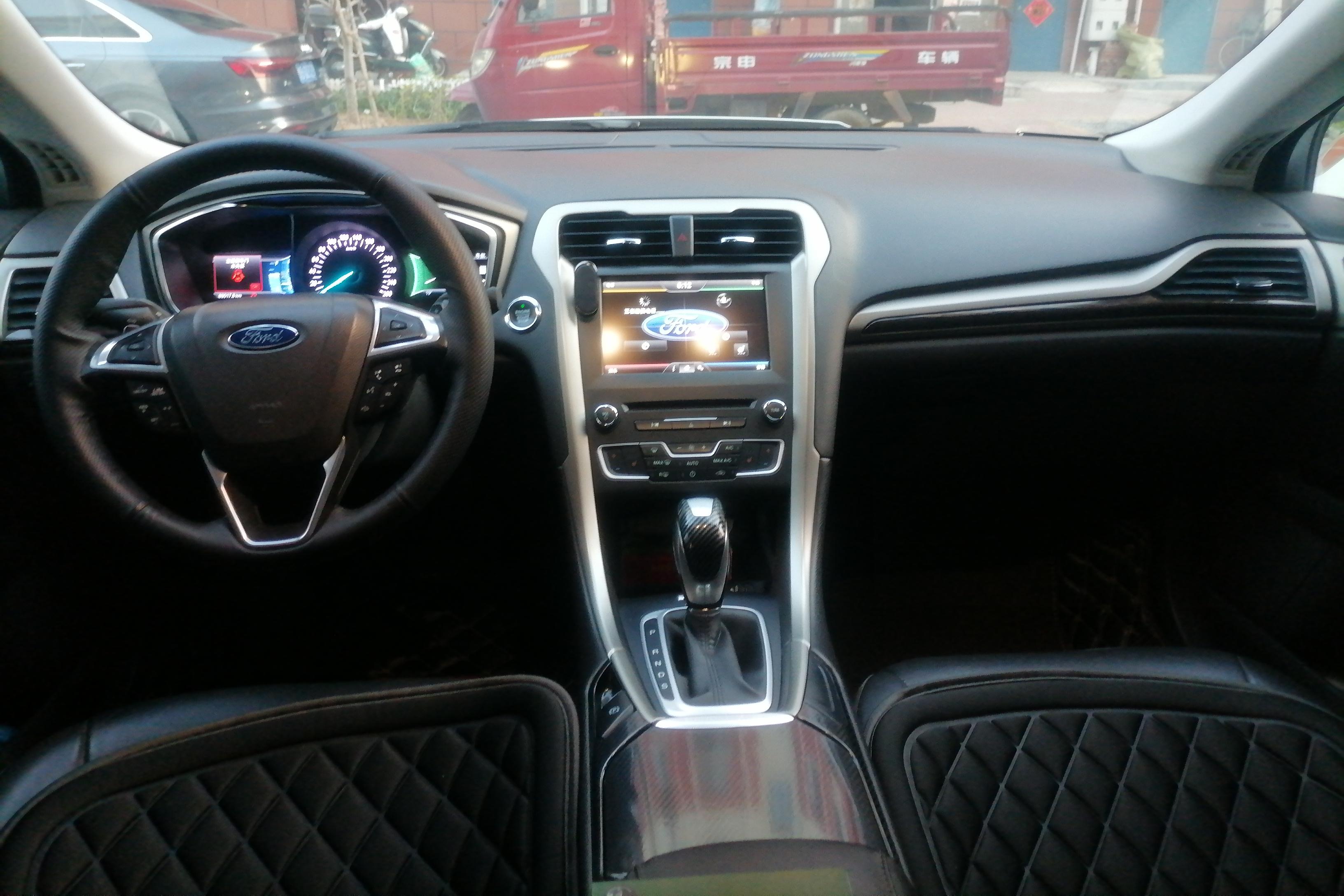 福特蒙迪欧 2013款 2.0T 自动 GTDi200豪华型 (国Ⅳ) 