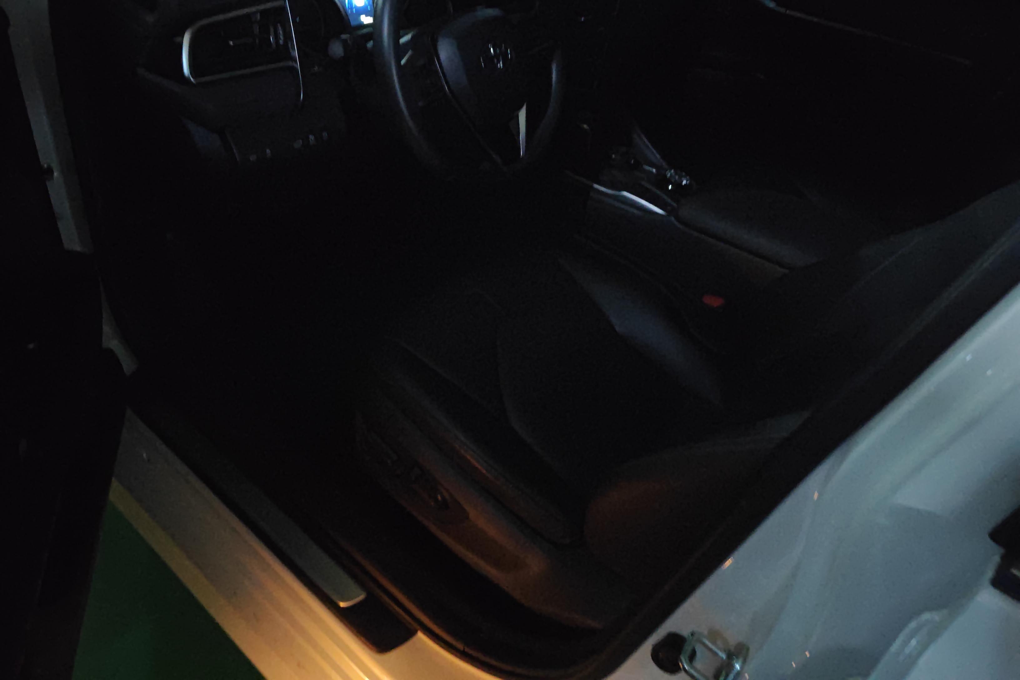 丰田凯美瑞 2021款 2.0L 自动 豪华版 (国Ⅵ) 