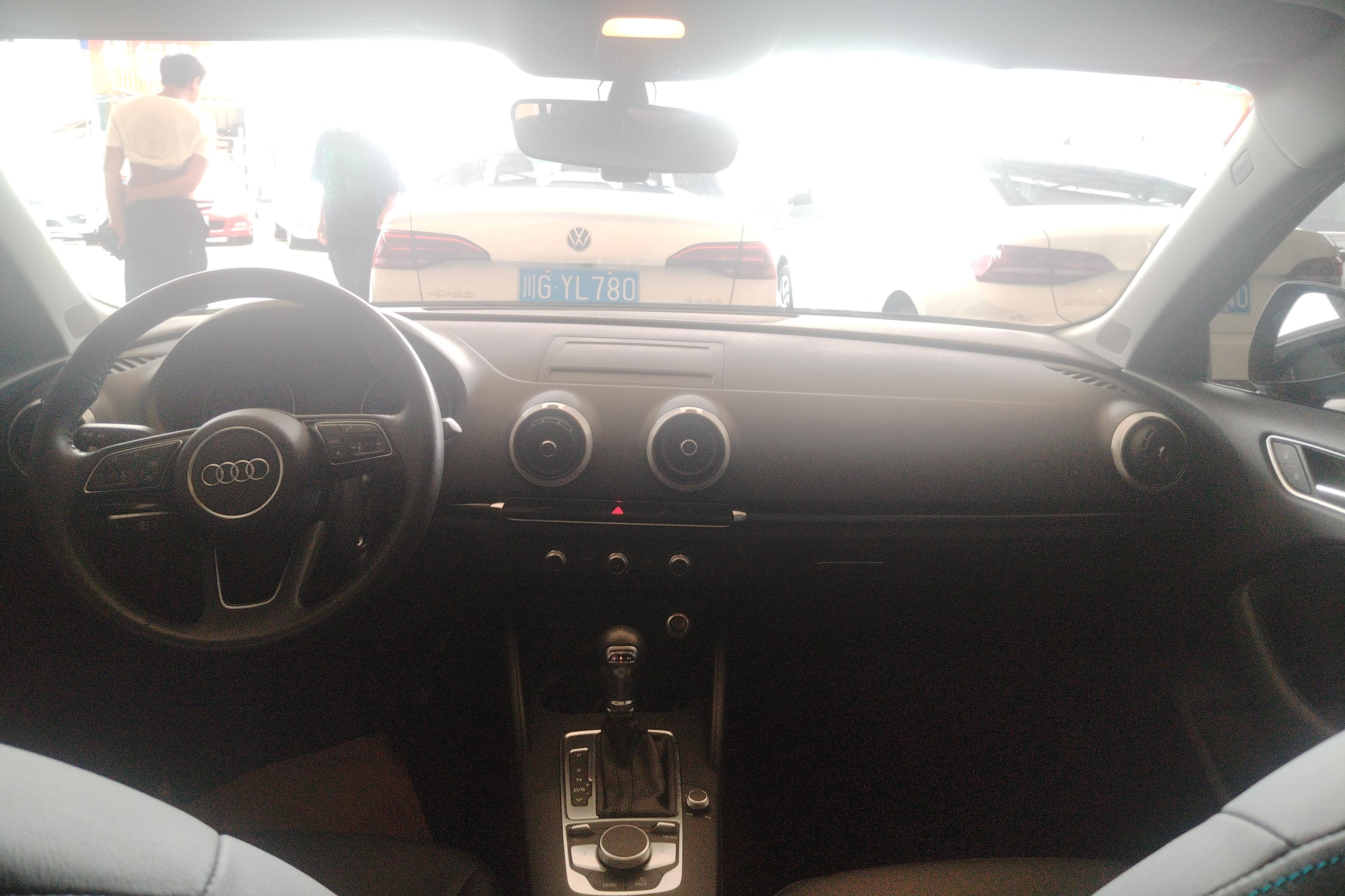 奥迪A3 35TFSI 2020款 1.4T 自动 汽油 进取型Sportback (国Ⅵ) 