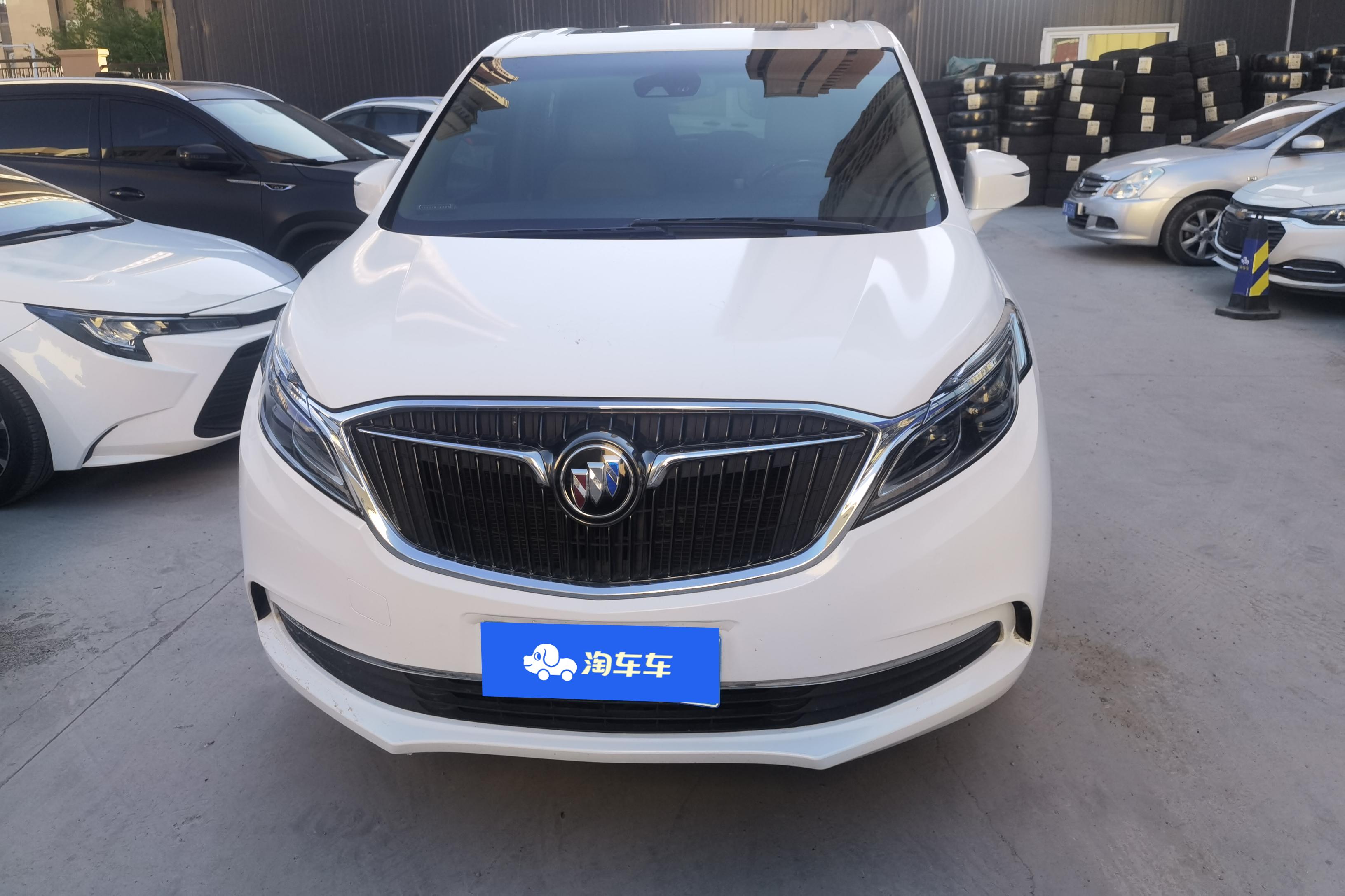 别克GL8 2017款 2.0T 自动 7座 28T旗舰型ES (国Ⅴ) 