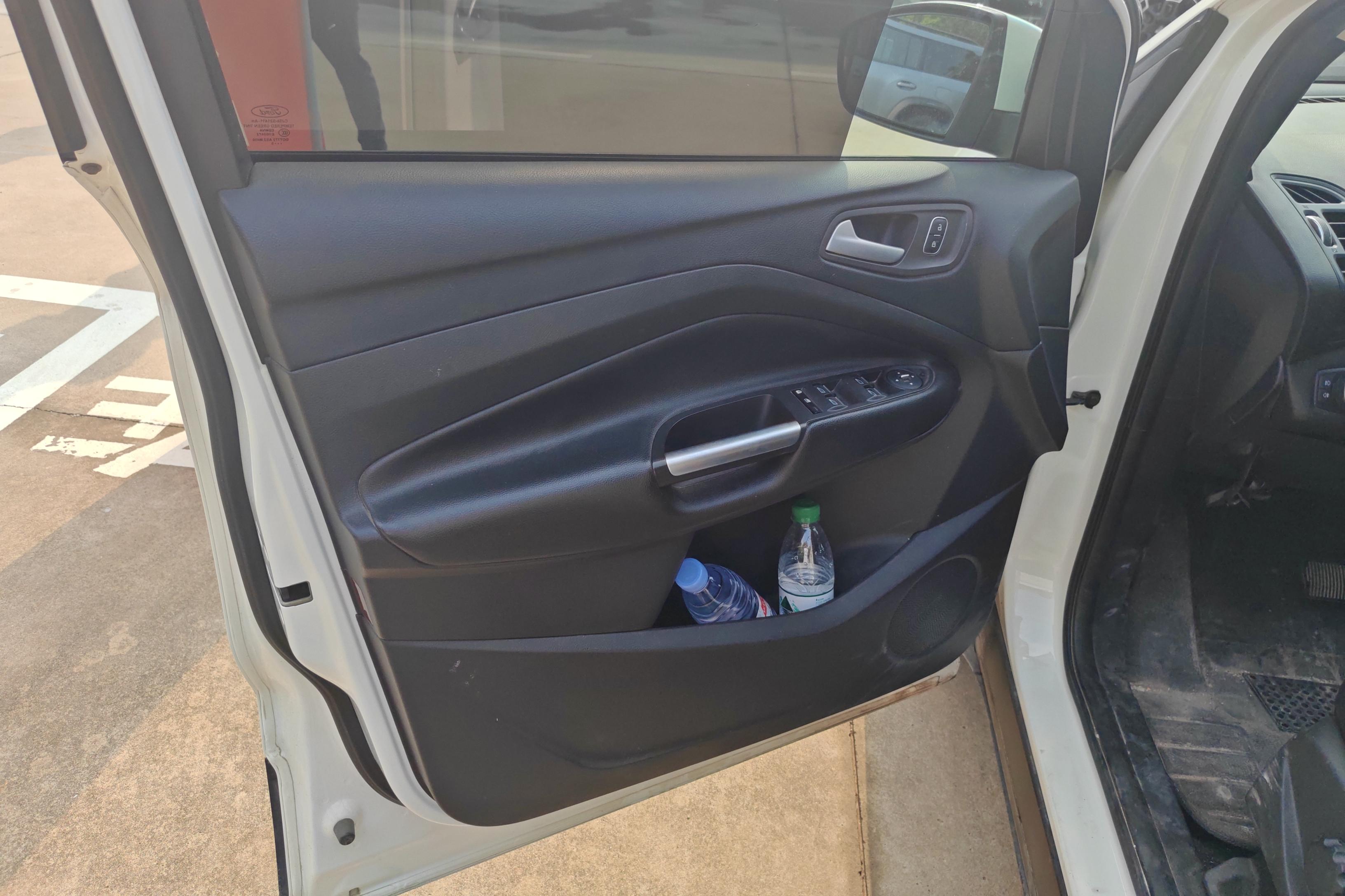 福特翼虎 2019款 1.5T 自动 前驱 EcoBoost 180铂翼型 (国Ⅴ) 