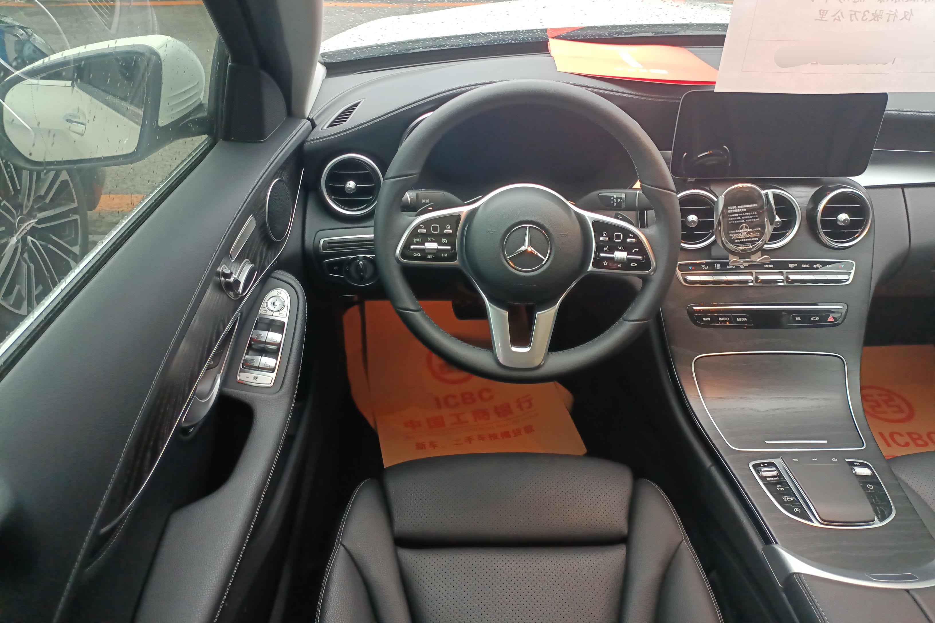 奔驰C级 C260L 2019款 1.5T 自动 运动版改款 (国Ⅵ) 