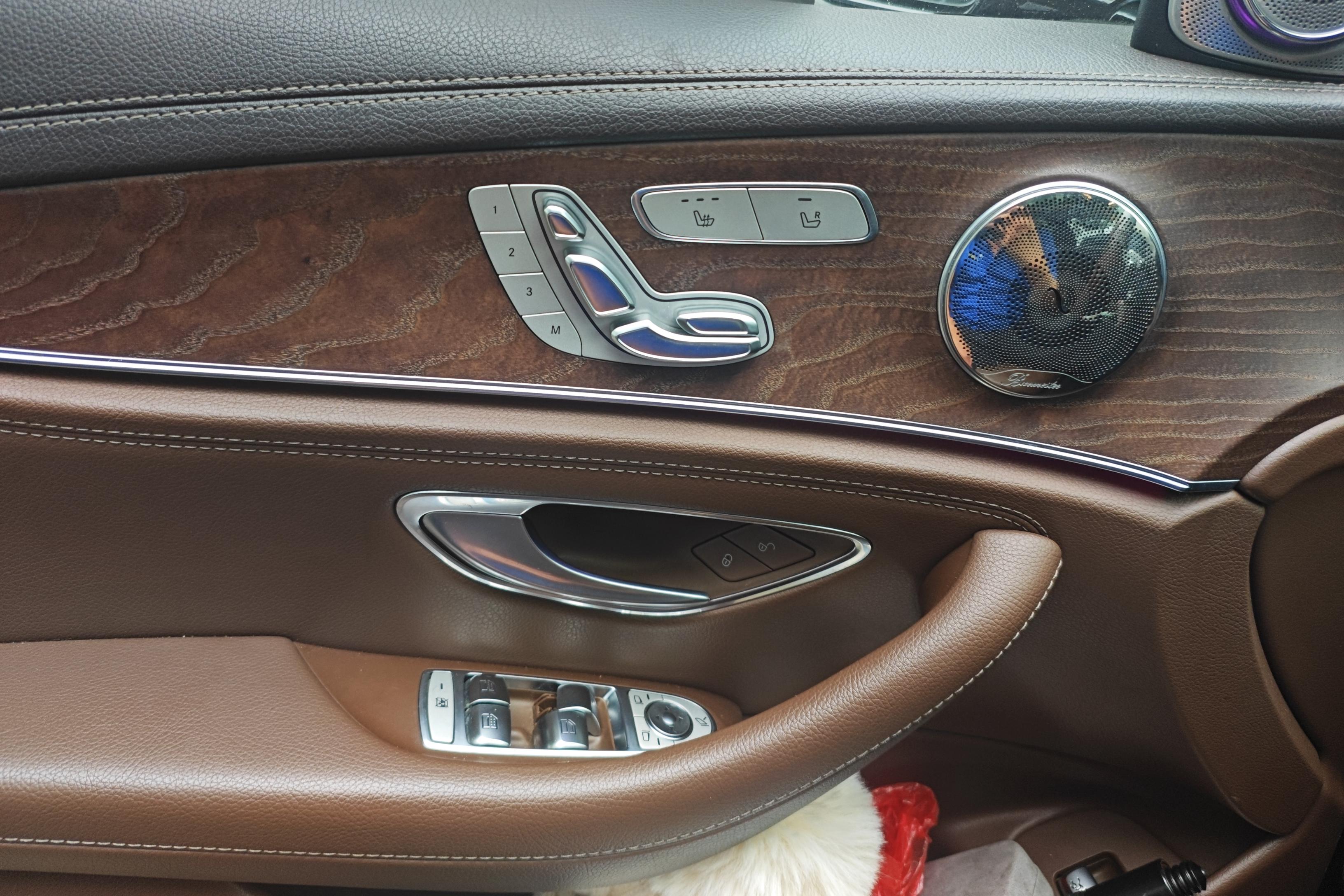 奔驰E级 E300L 2018款 2.0T 自动 汽油 豪华型改款 (国Ⅴ) 