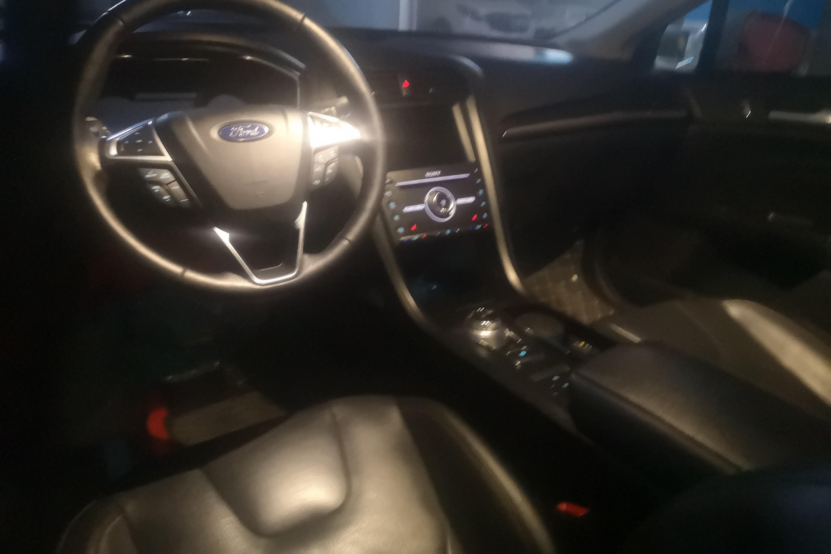 福特蒙迪欧 2017款 2.0T 自动 EcoBoost245豪华运动型 (国Ⅴ) 