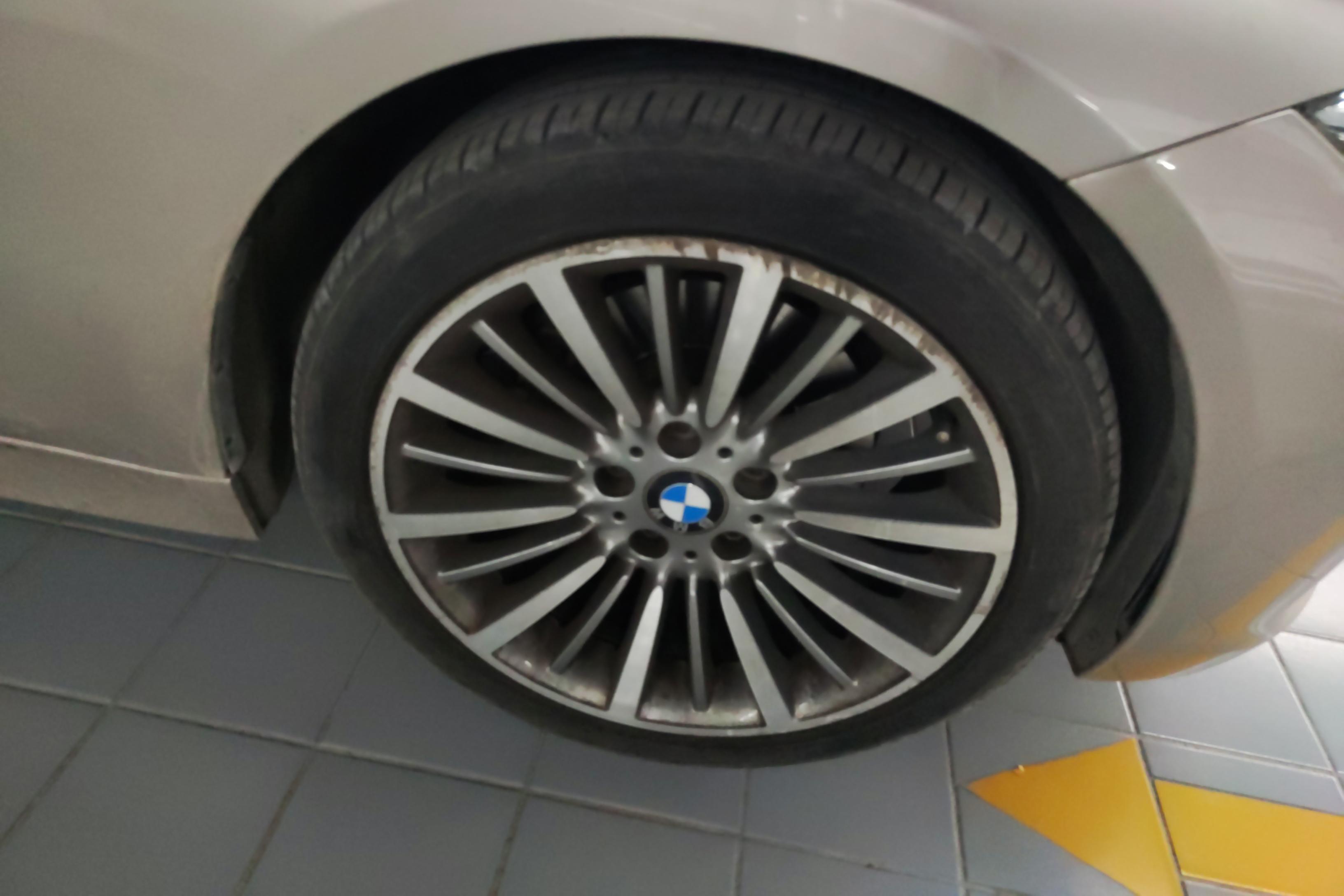 宝马3系 320Li 2019款 2.0T 自动 汽油 时尚版 (国Ⅴ) 