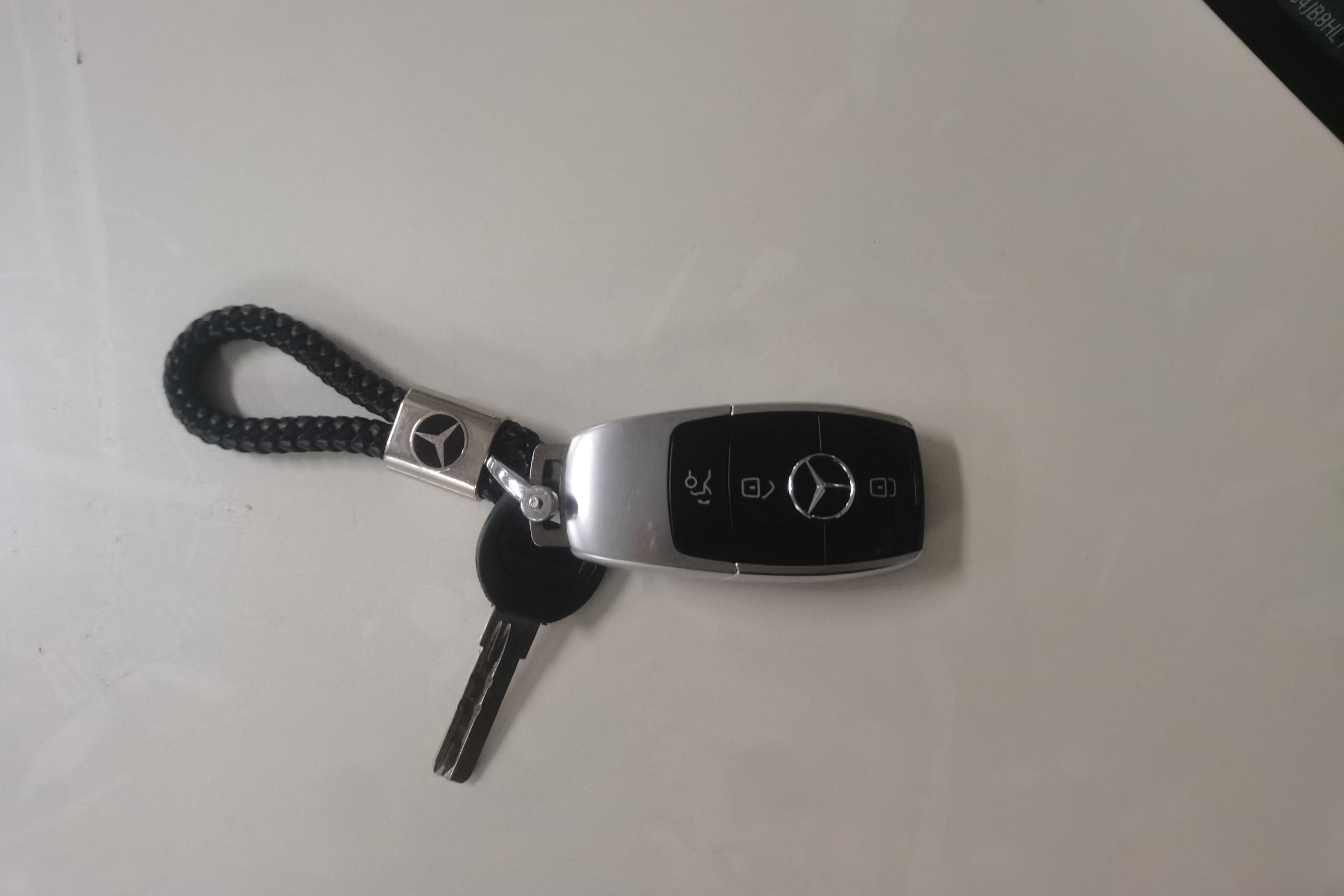 奔驰E级 E300L 2017款 2.0T 自动 汽油 豪华型 (国Ⅴ) 
