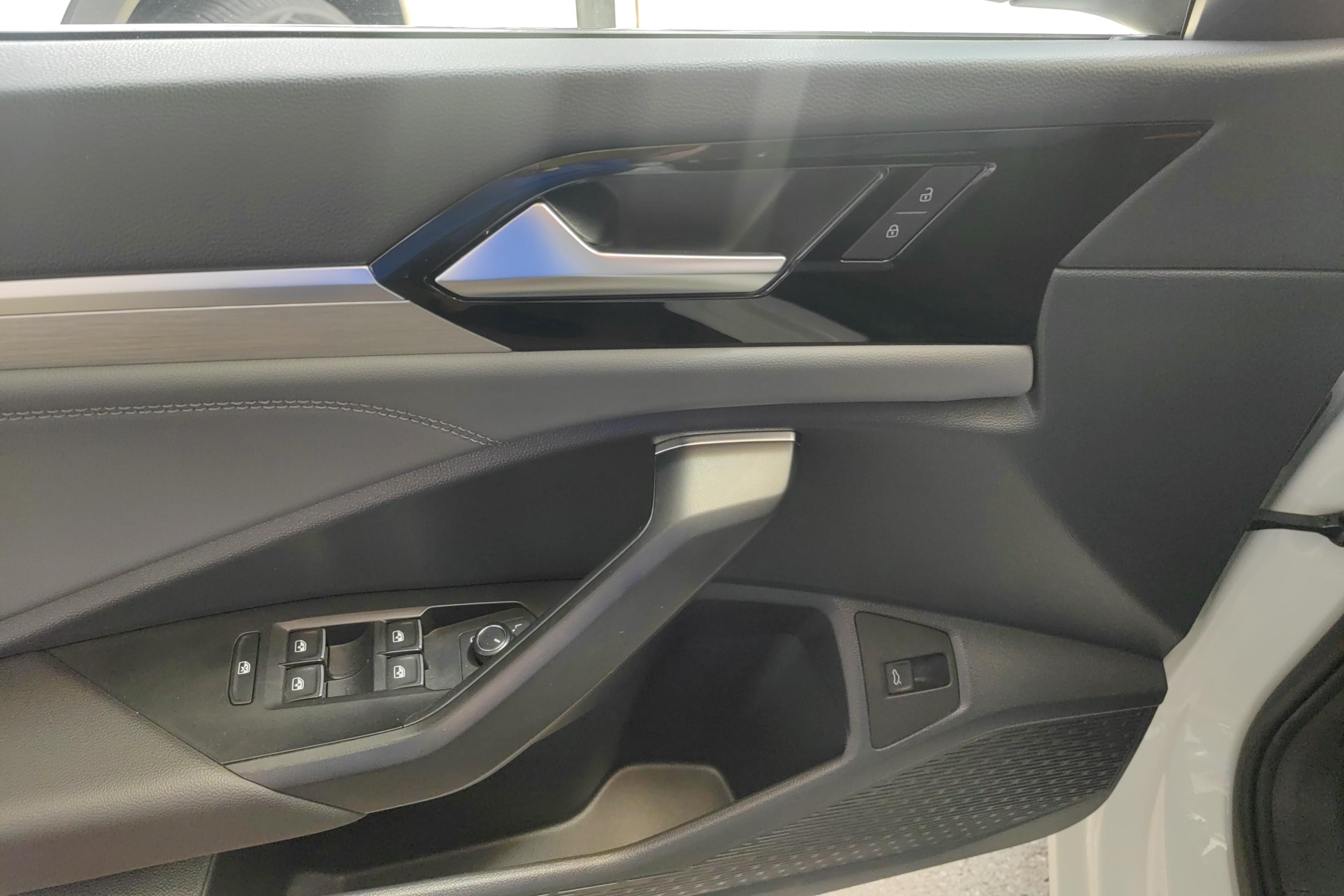 大众速腾 2021款 1.4T 自动 280TSI超越版 (国Ⅵ) 