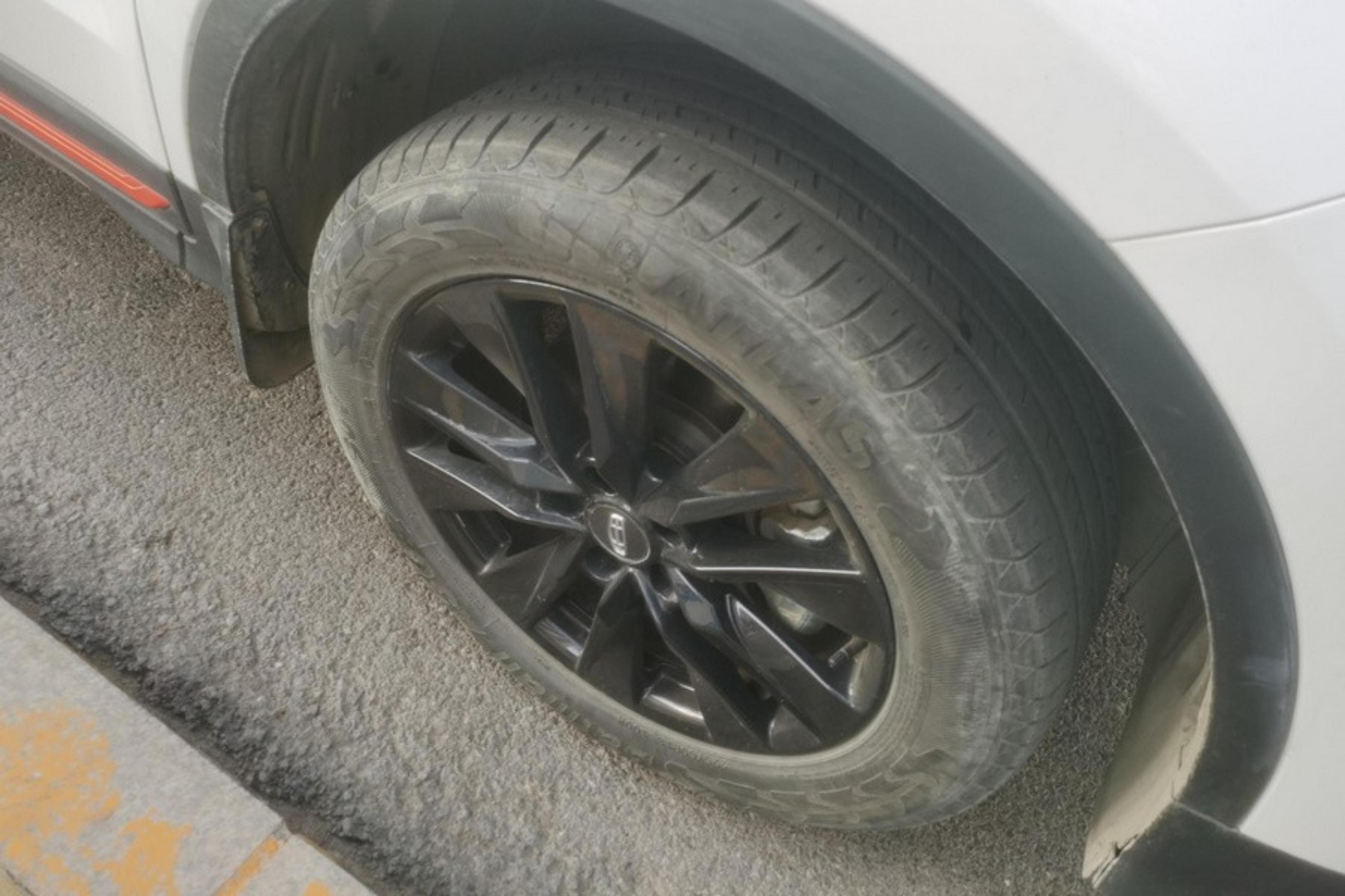 吉利博越 X 2022款 1.8T 自动 智慧型 (国Ⅵ) 