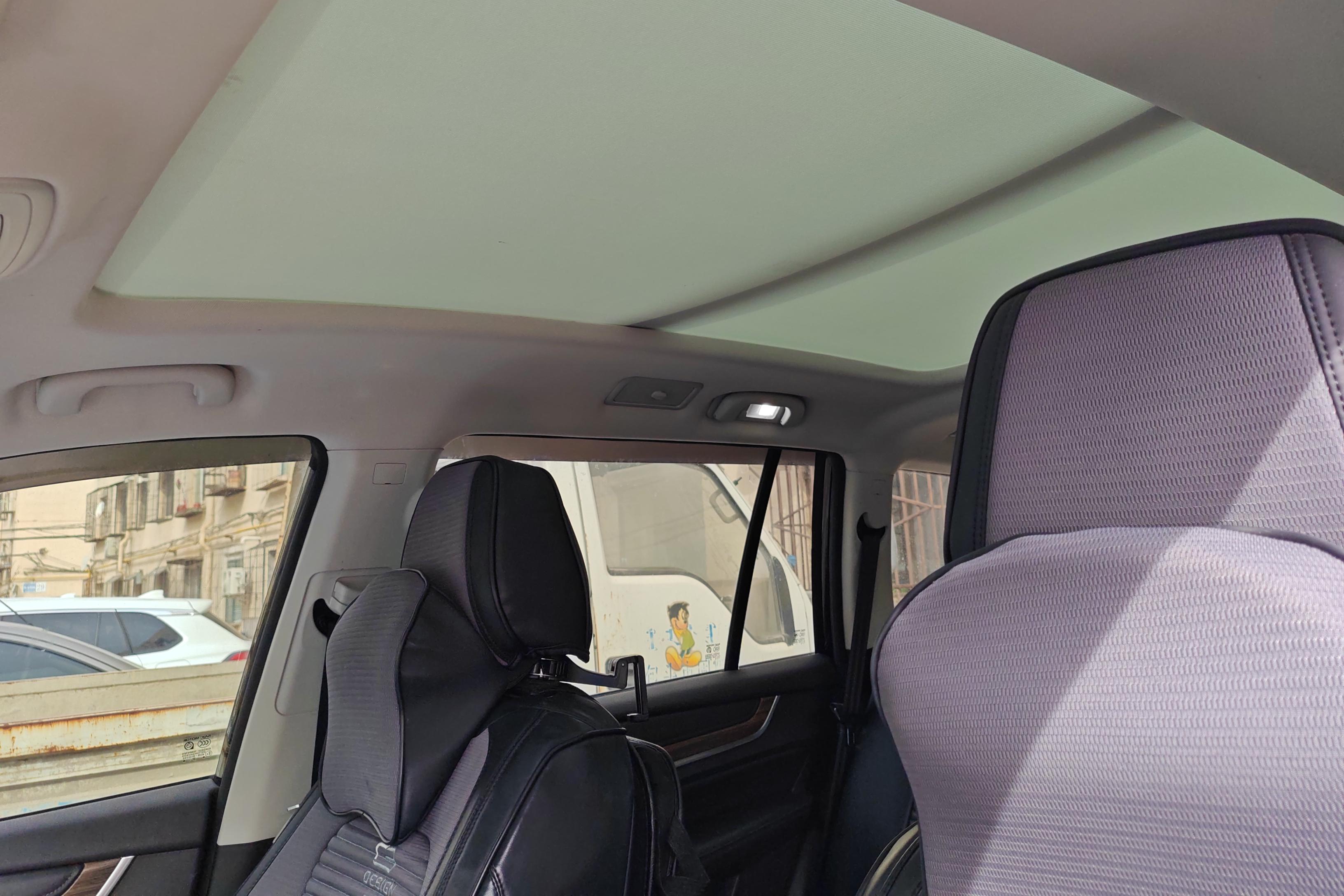 荣威RX8 2019款 2.0T 自动 四驱 30T智联网超群至尊版 (国Ⅵ) 