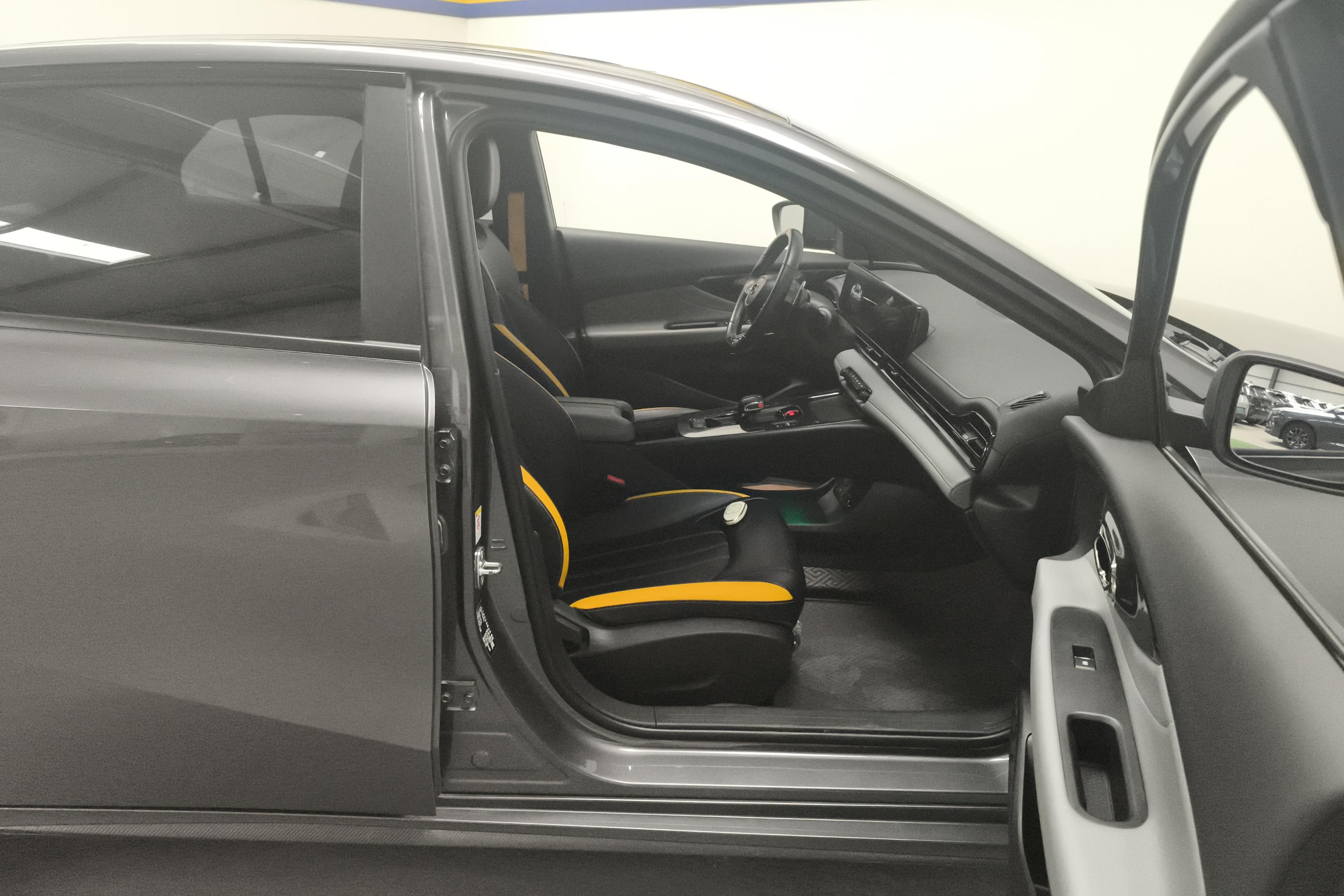 传祺影豹 2021款 1.5T 自动 J15版270T (国Ⅵ) 