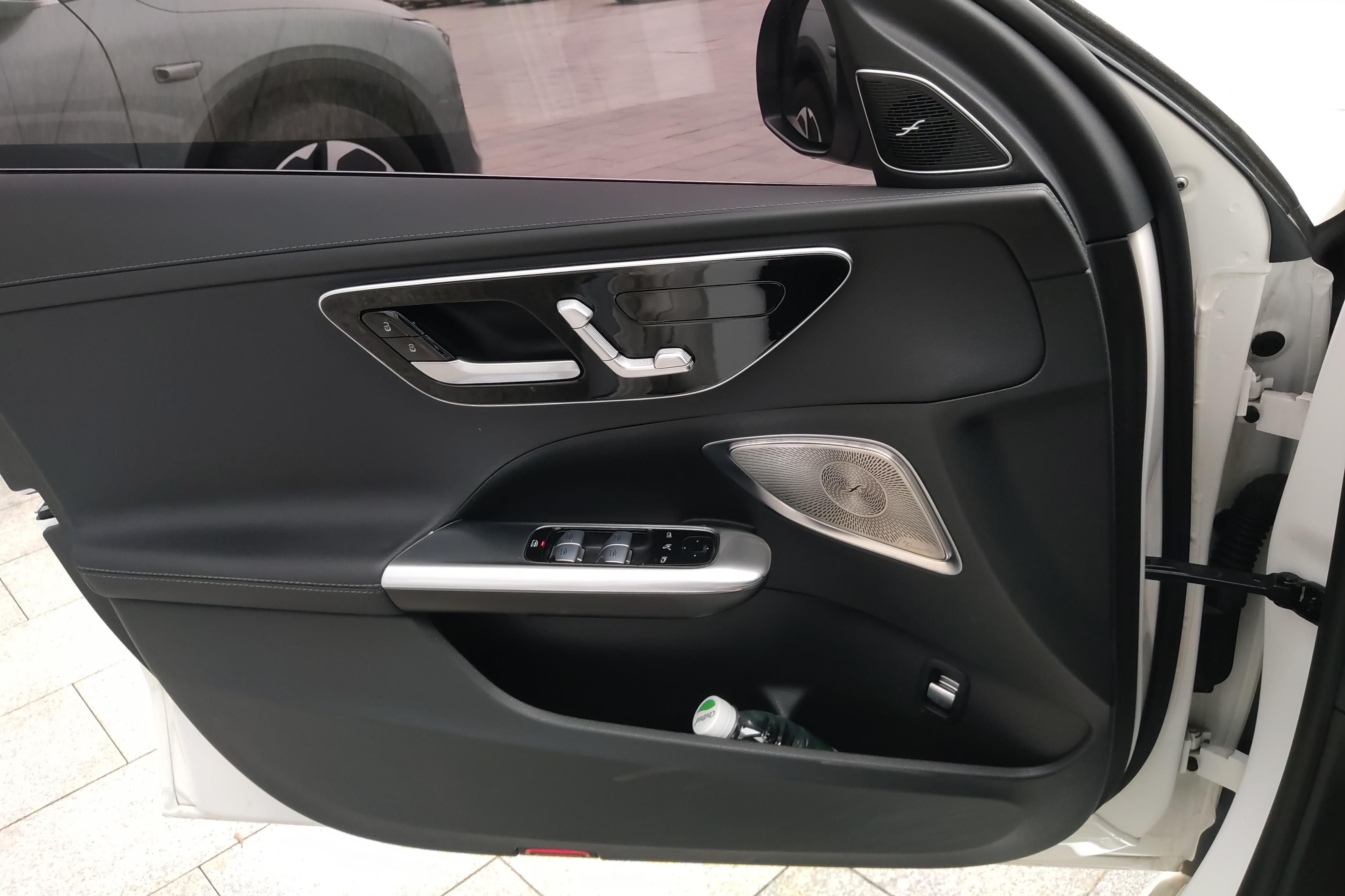 奔驰C级 C260L 2022款 1.5T 自动 改款运动版 (国Ⅵ) 