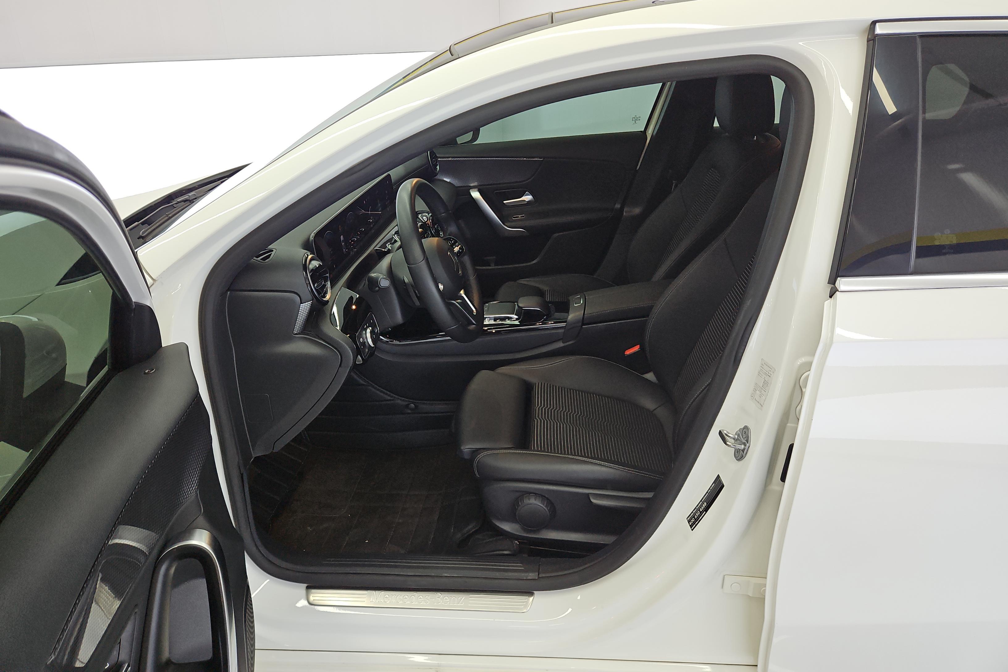 奔驰A级 A200 [进口] 2019款 1.3T 自动 汽油 动感型 