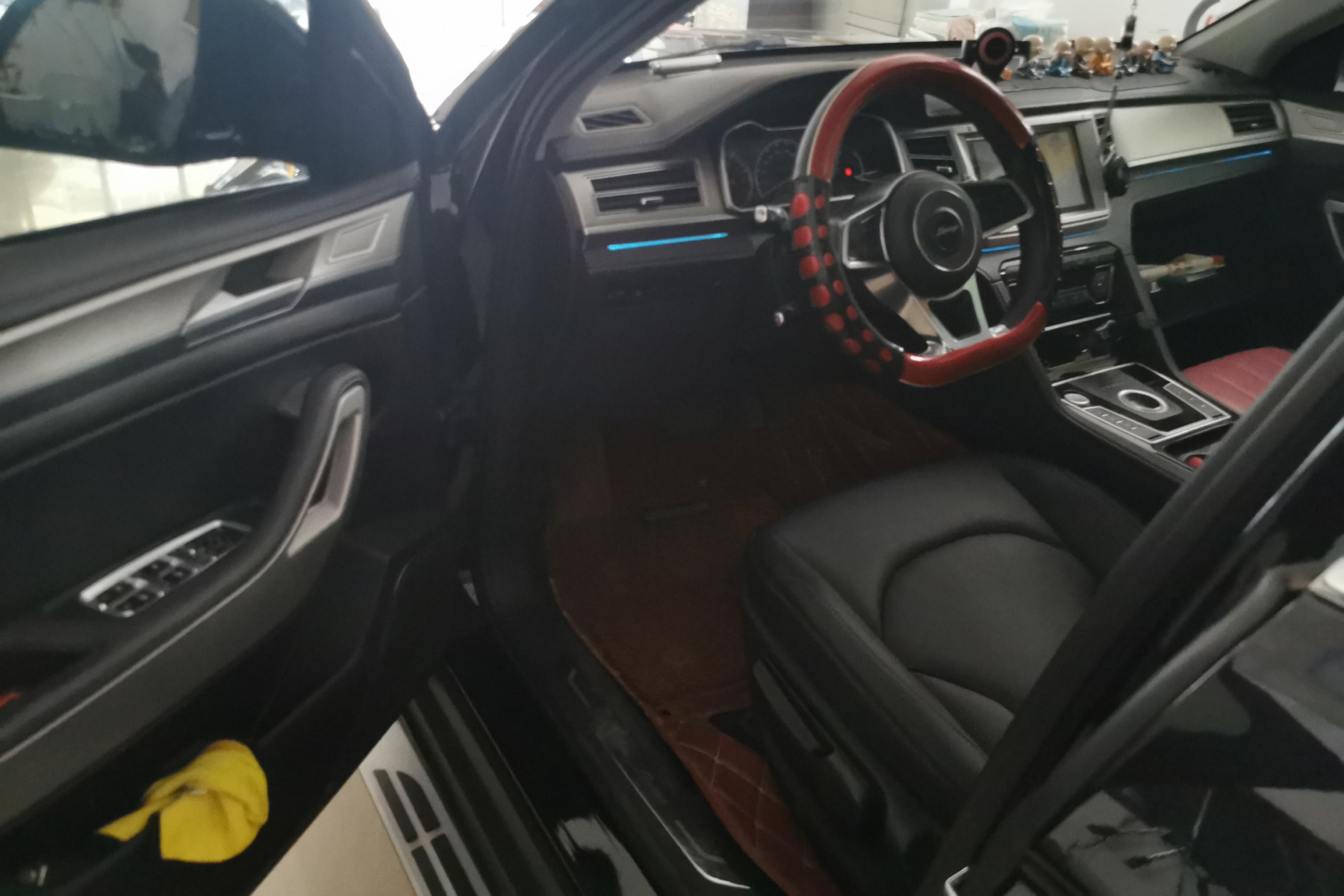 众泰大迈X7 2018款 2.0T 自动 豪华型 (国Ⅴ) 