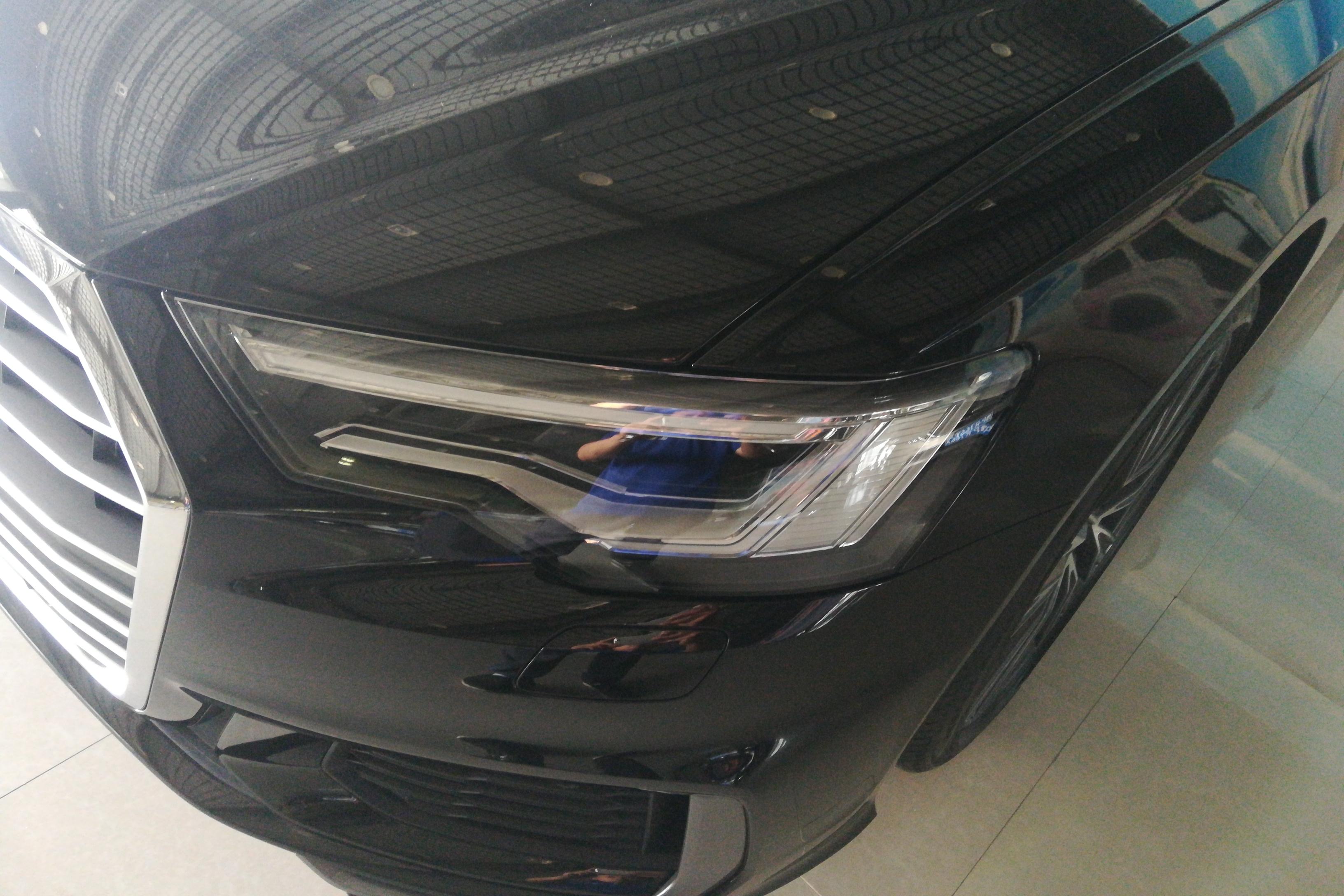 奥迪A6L 45TFSI 2022款 2.0T 自动 臻选动感型 (国Ⅵ) 