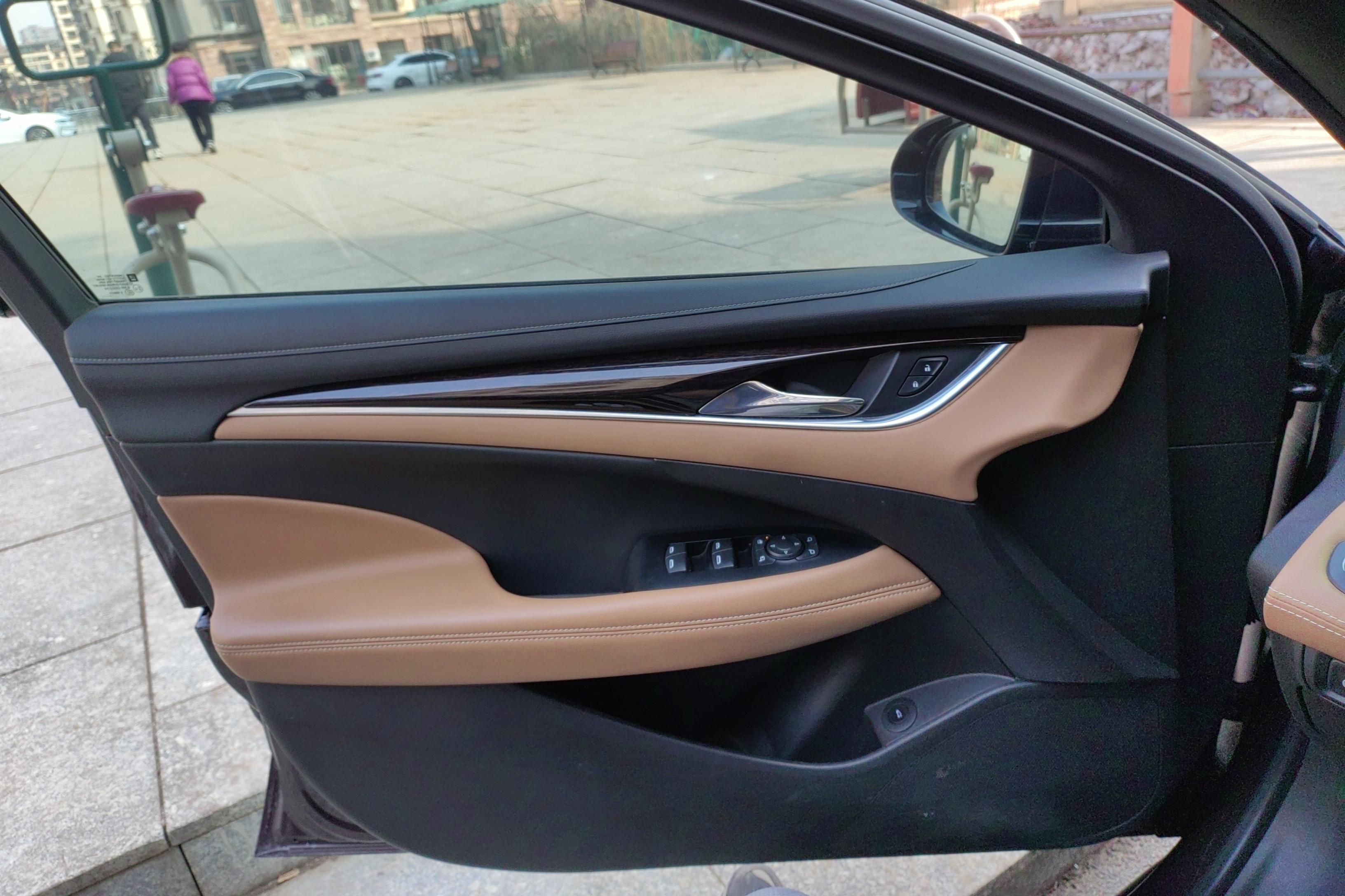 别克君越 2016款 2.0T 自动 28T尊享型 (国Ⅴ) 