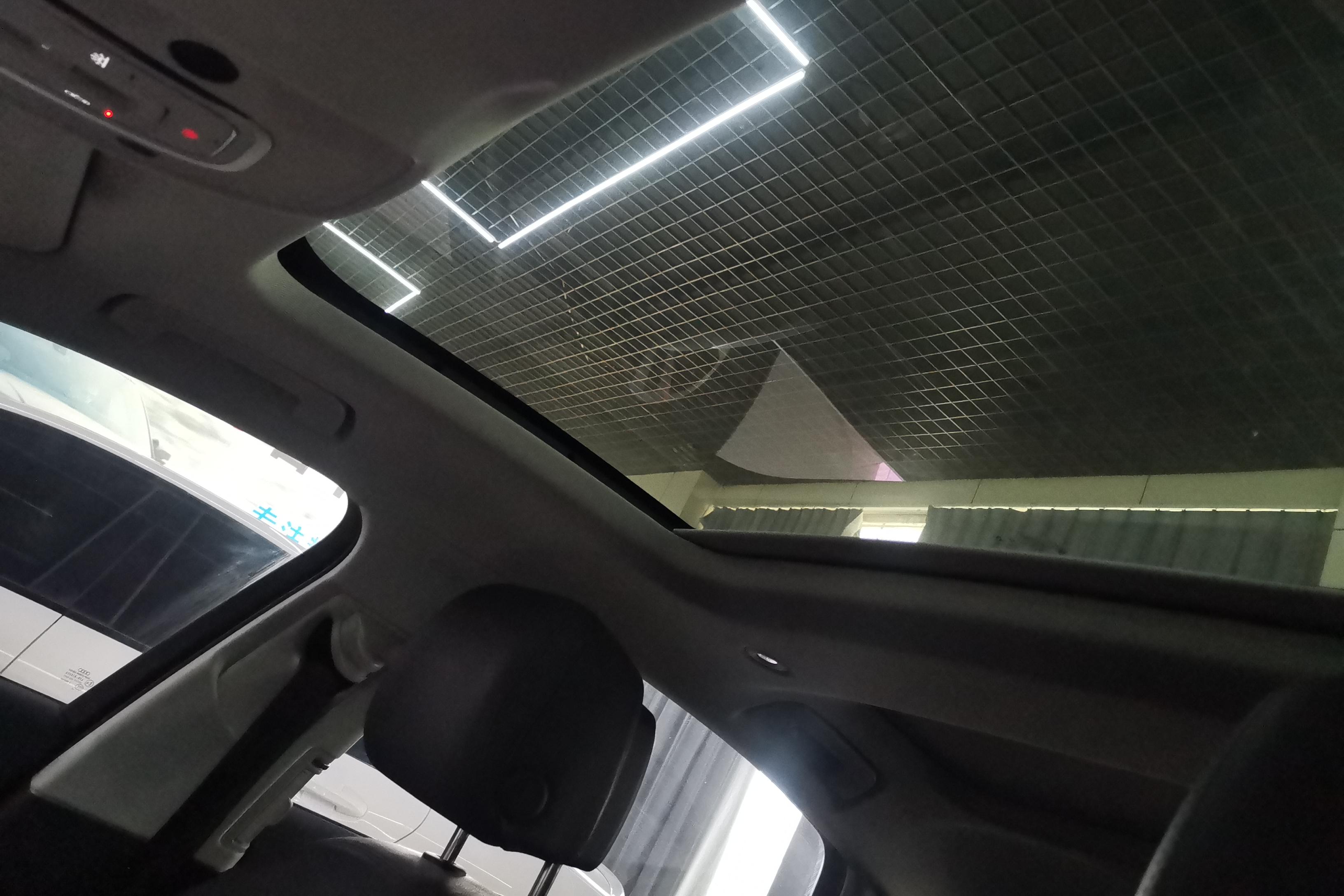 奥迪A6L 45TFSI 2022款 2.0T 自动 尊享致雅型 (国Ⅵ) 