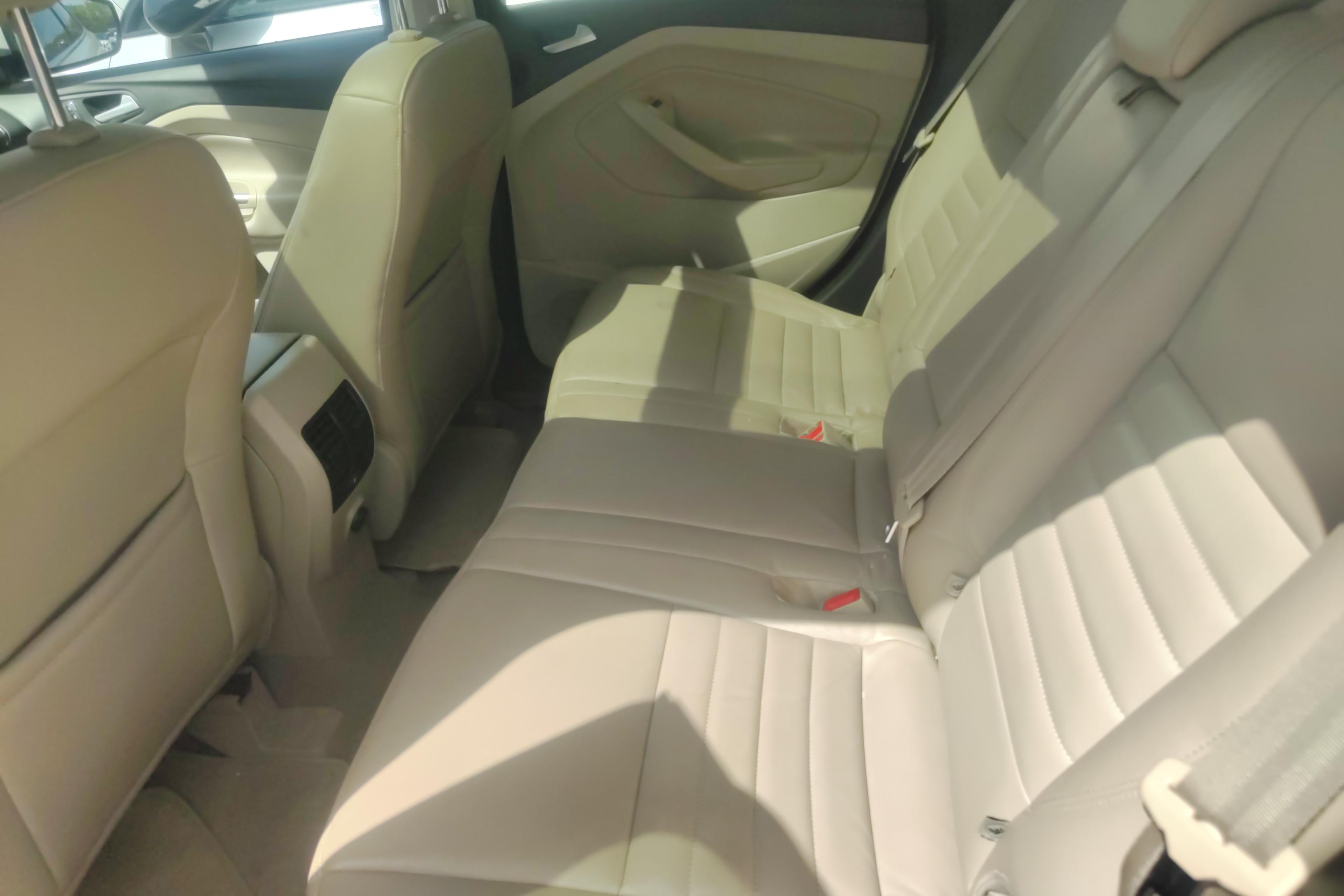 福特翼虎 2015款 2.0T 自动 四驱 尊贵型 (国Ⅴ) 