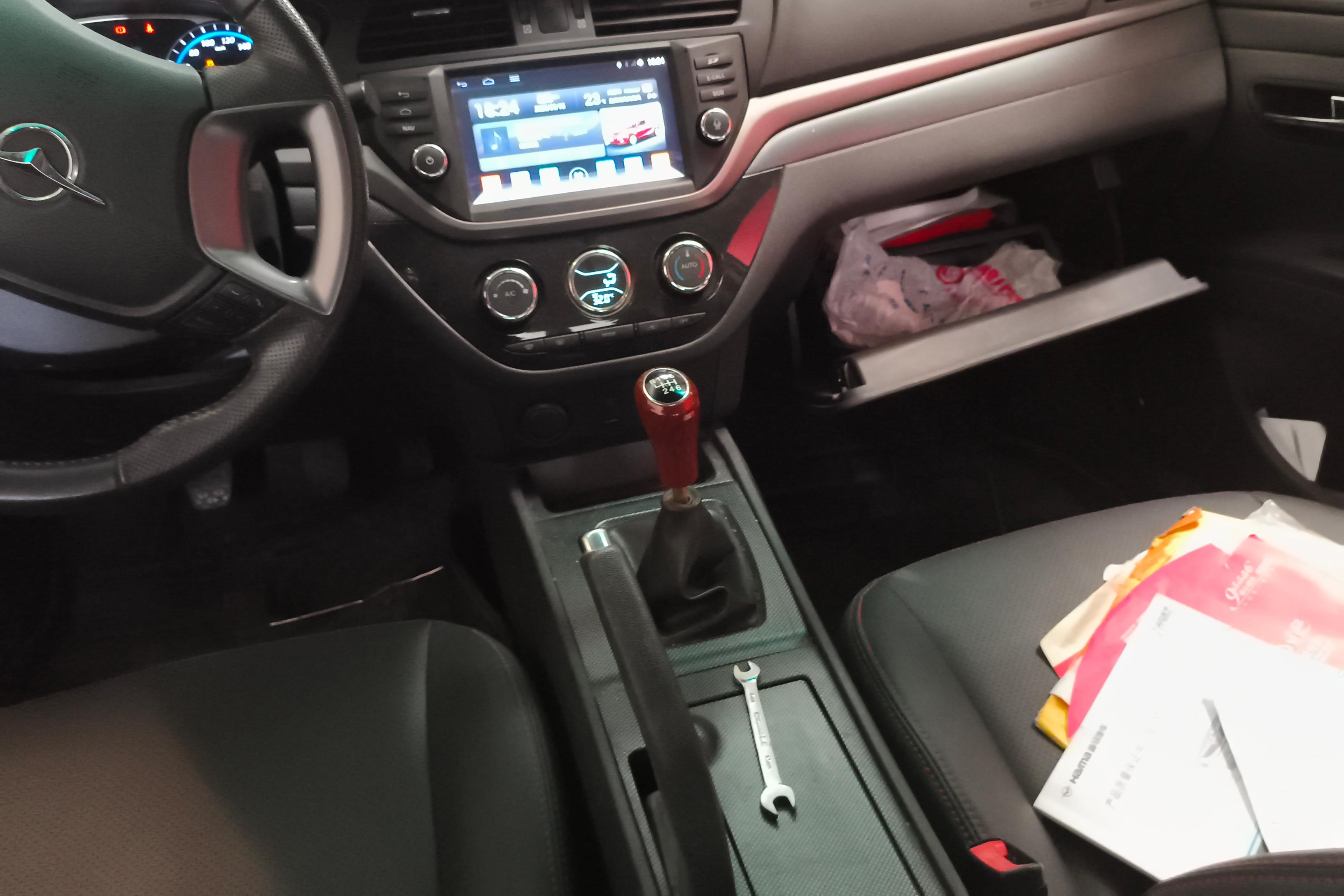 海马M6 2015款 1.5T 手动 运动智能型 (国Ⅴ) 