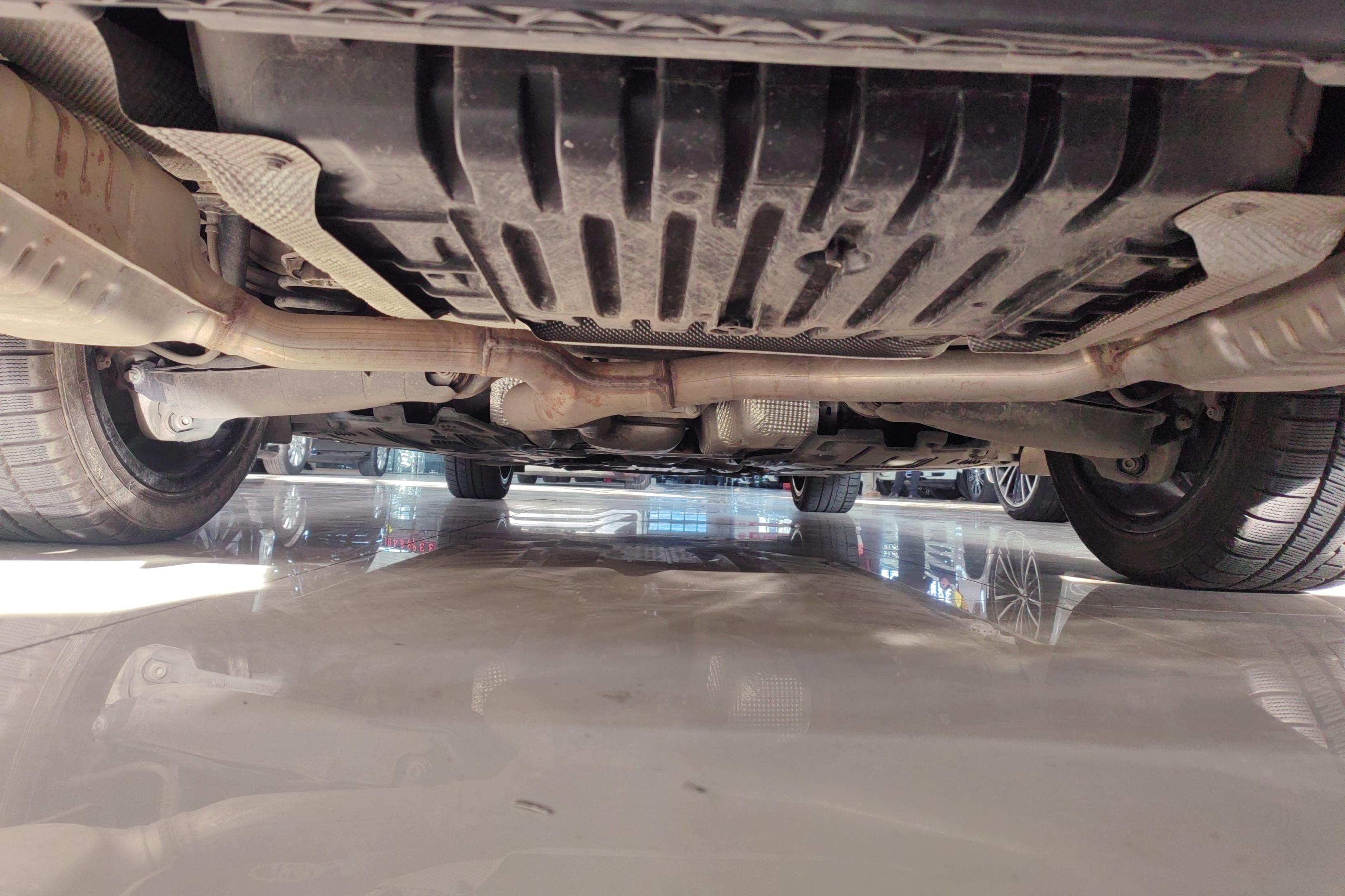 奔驰E级 E260 [进口] 2021款 2.0T 自动 汽油 改款时尚型运动版 