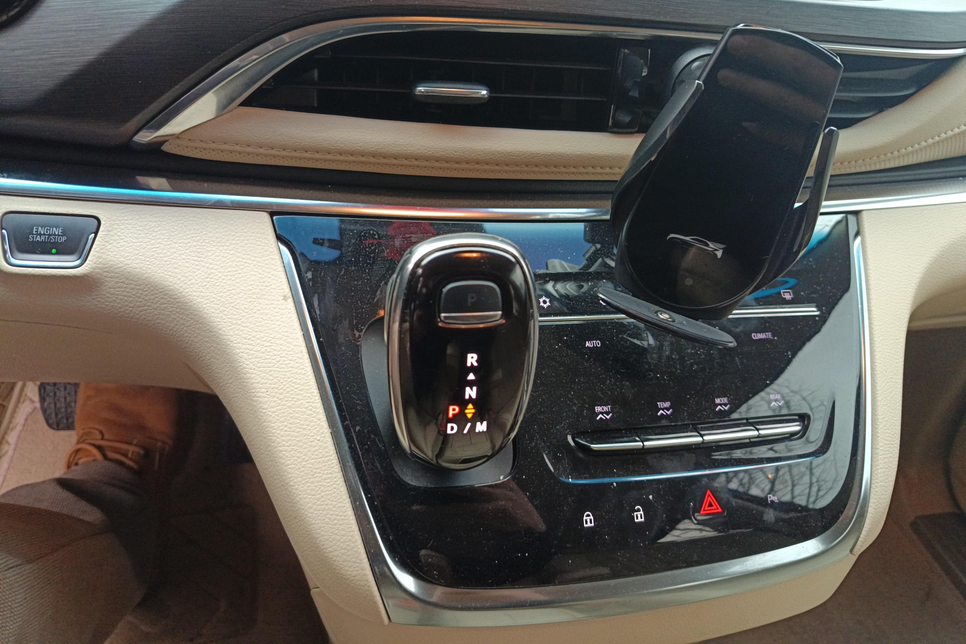 别克GL8 2022款 2.0T 自动 7座 652T豪华型 (国Ⅵ) 