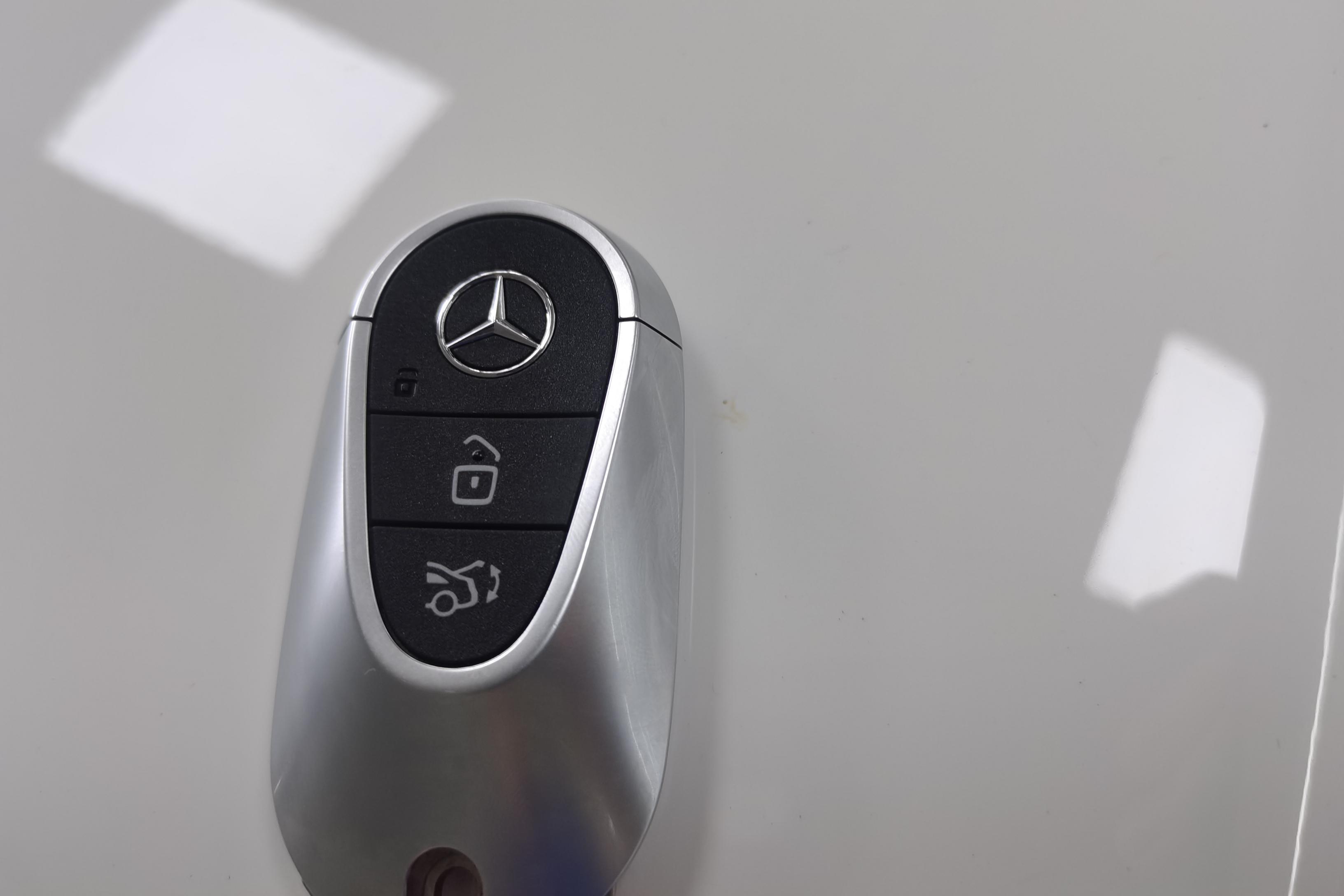 奔驰C级 C260L 2022款 1.5T 自动 改款运动版 (国Ⅵ) 