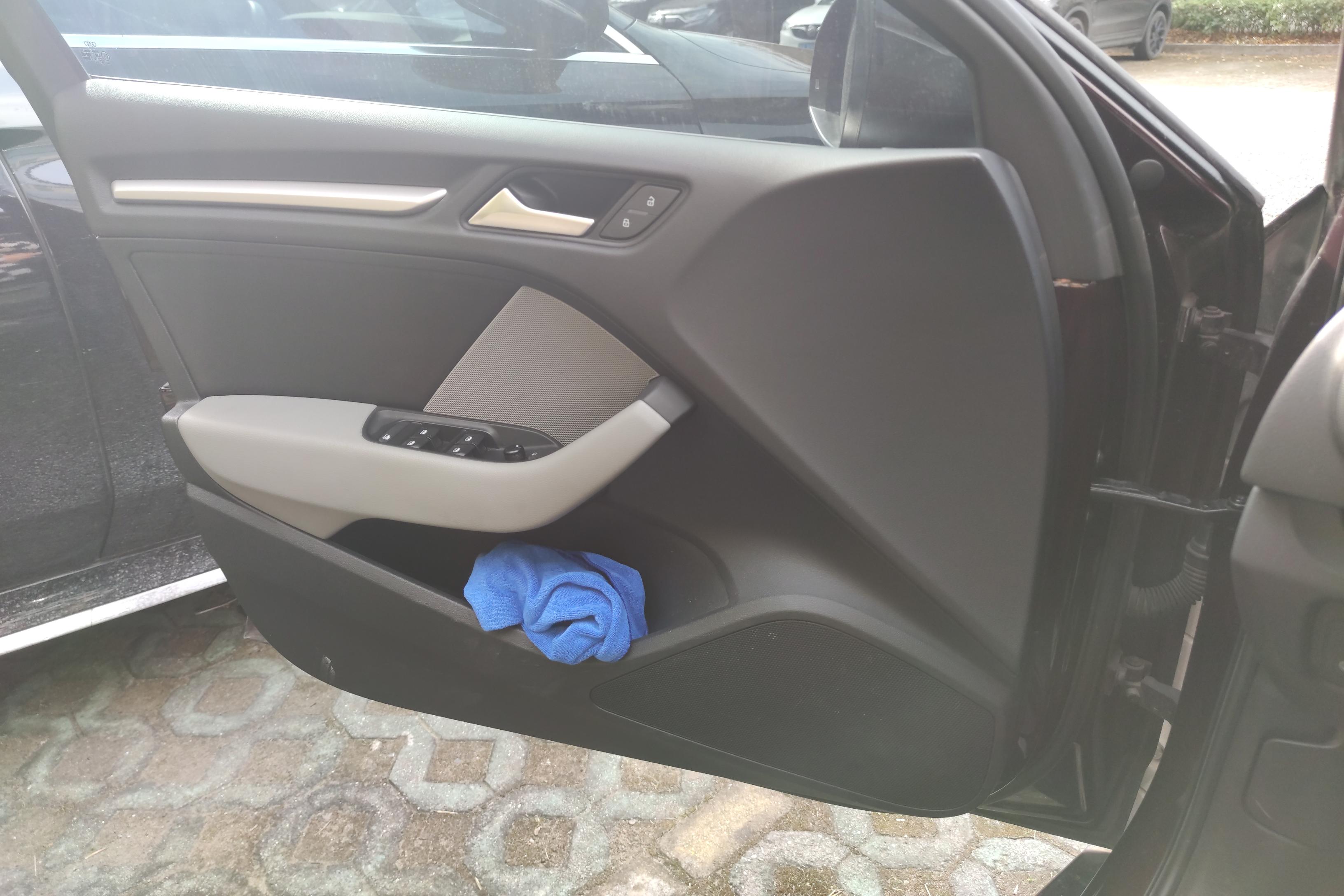 奥迪A3 35TFSI 2017款 1.4T 自动 进取型Limousine (国Ⅴ) 
