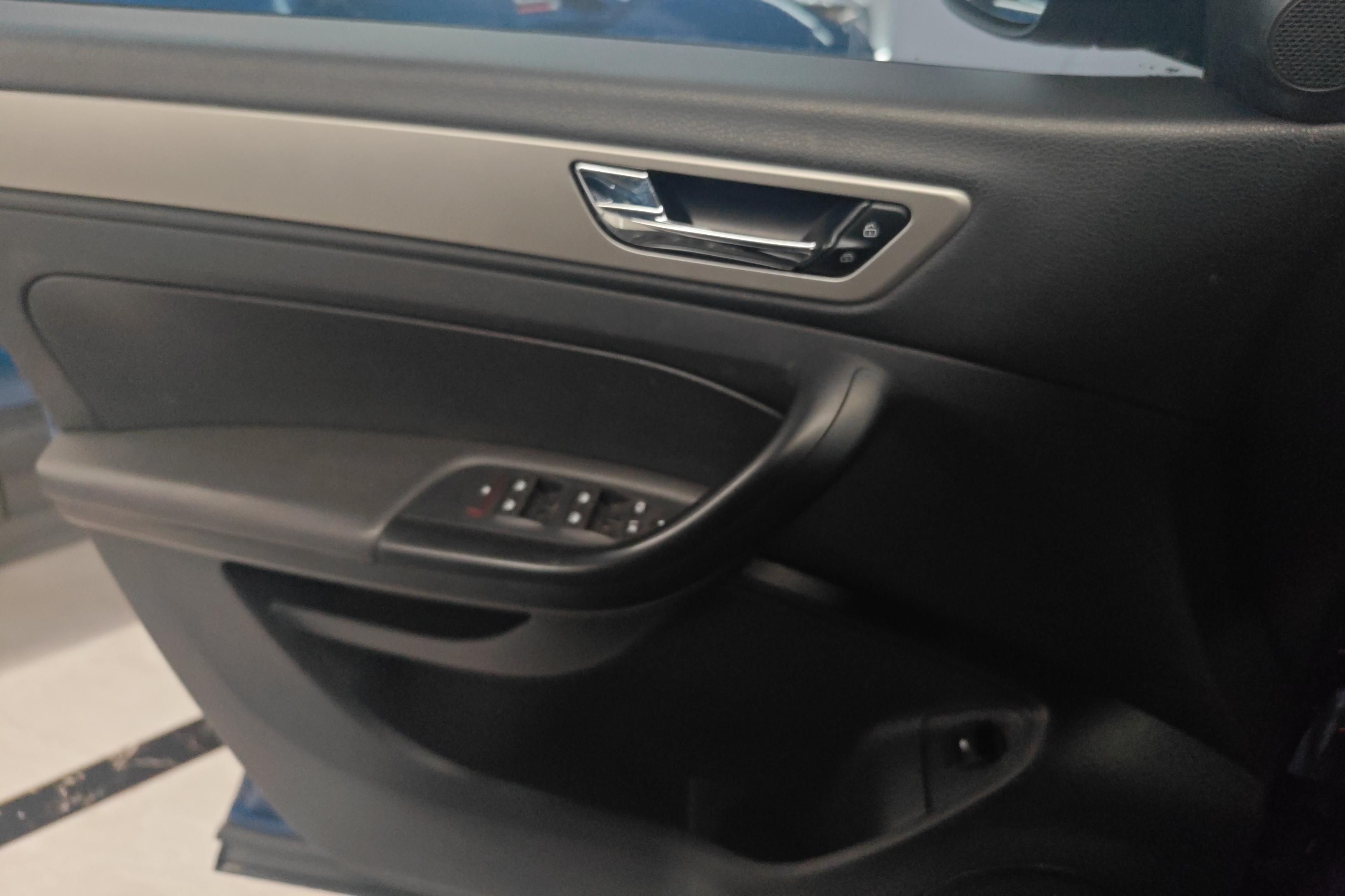 观致5 SUV 2019款 1.6T 自动 智云互联版旗舰型 (国Ⅴ) 