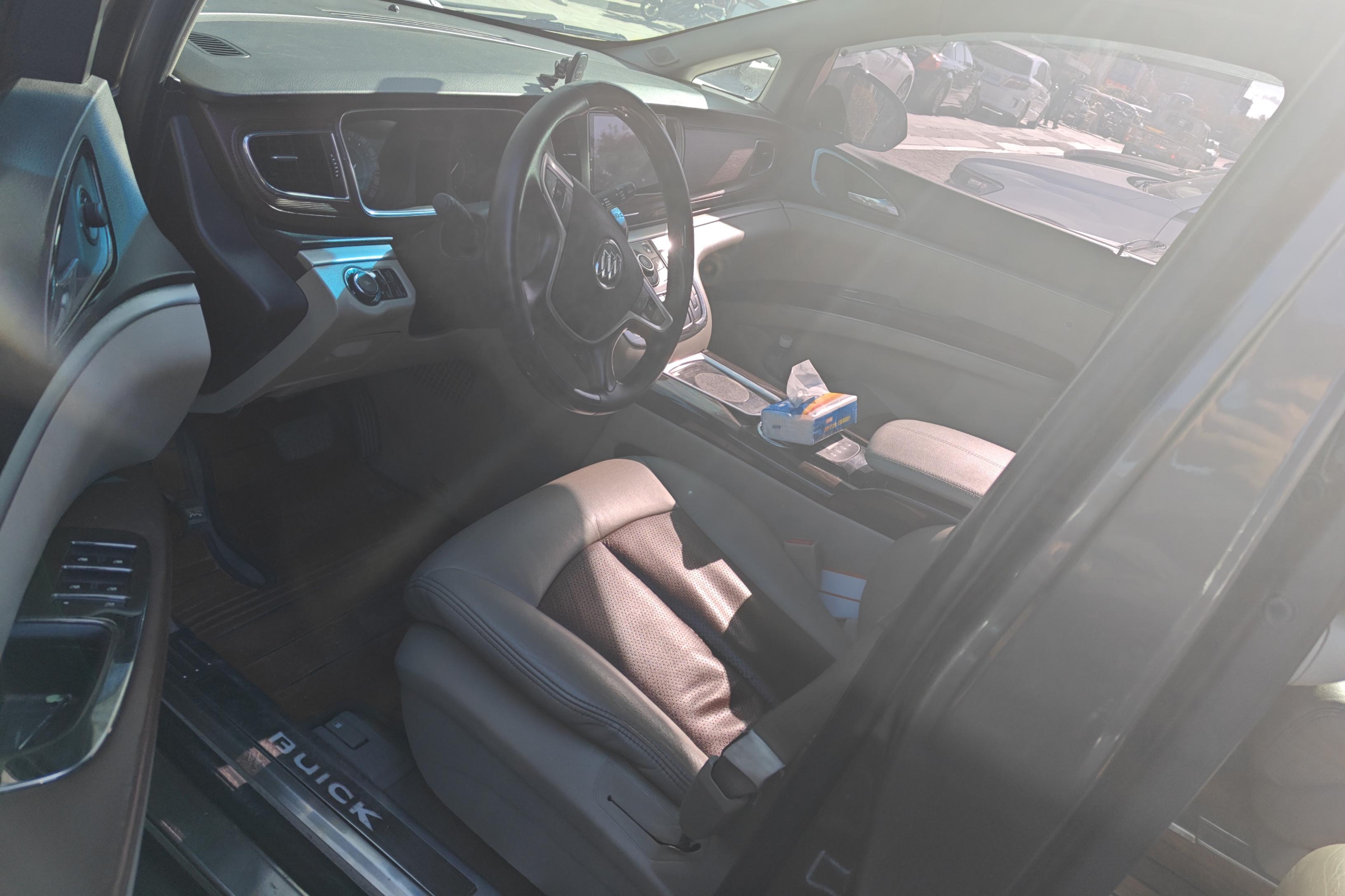 别克GL8 2017款 2.5L 自动 7座 25S舒适型 (国Ⅴ) 